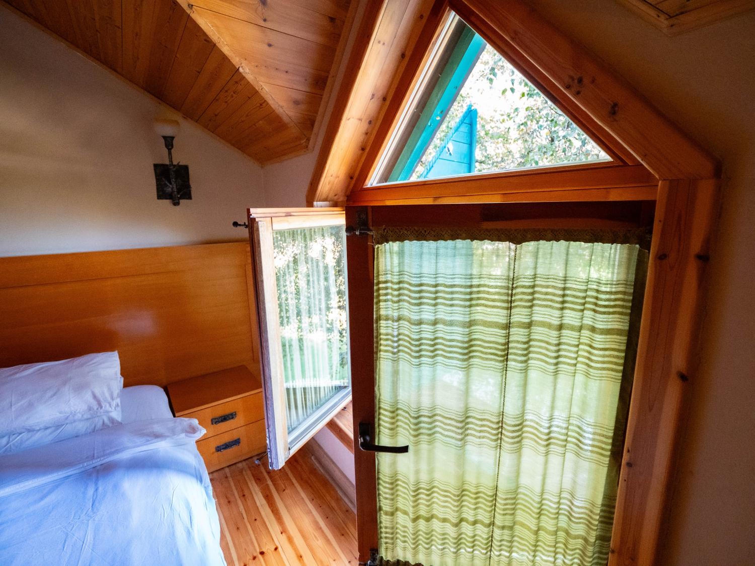 Natyral Razma Resort