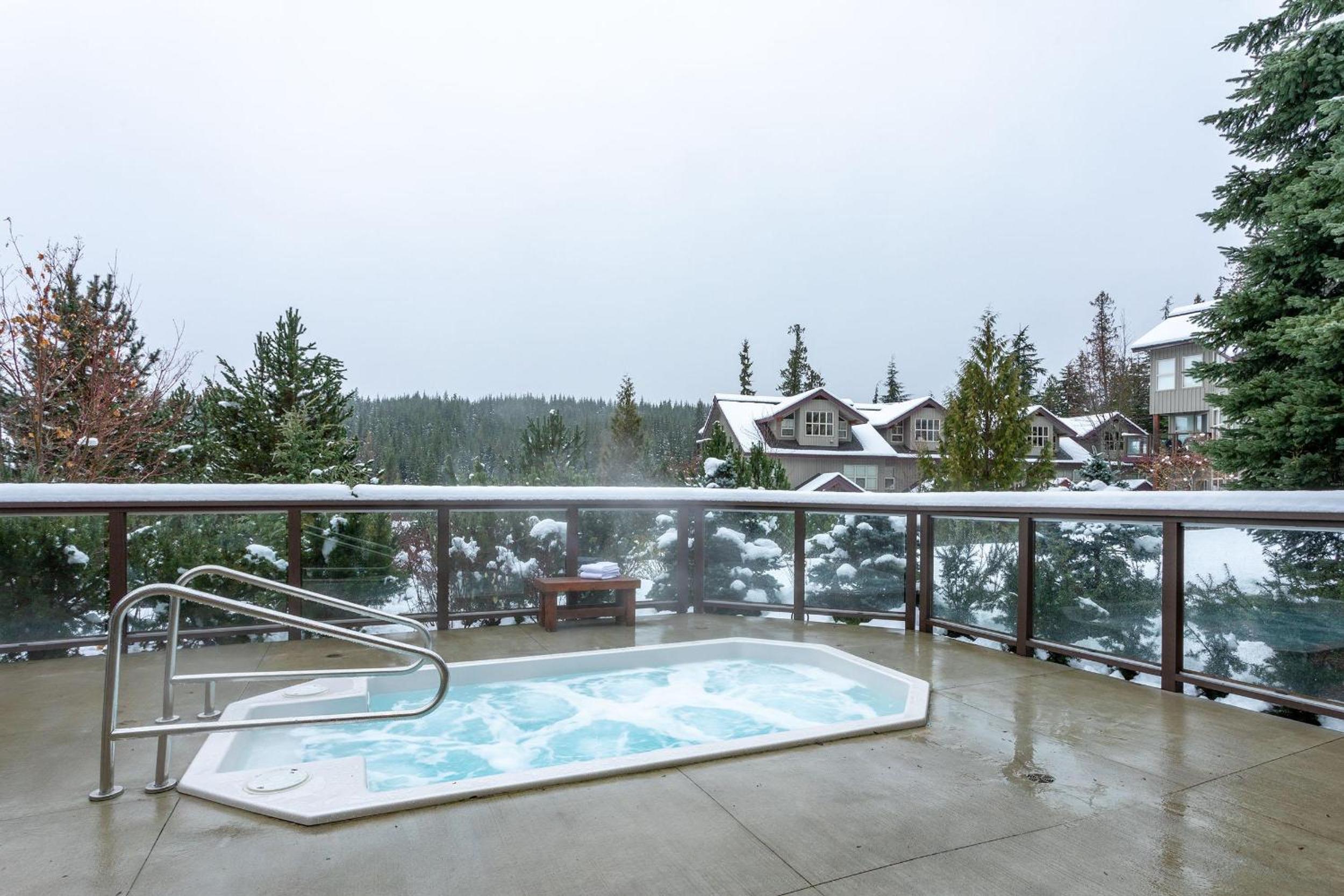 Blackcomb Greens 20 | Stylish Townhome with Parking, Shared Hot tub, Village Shuttle, Views