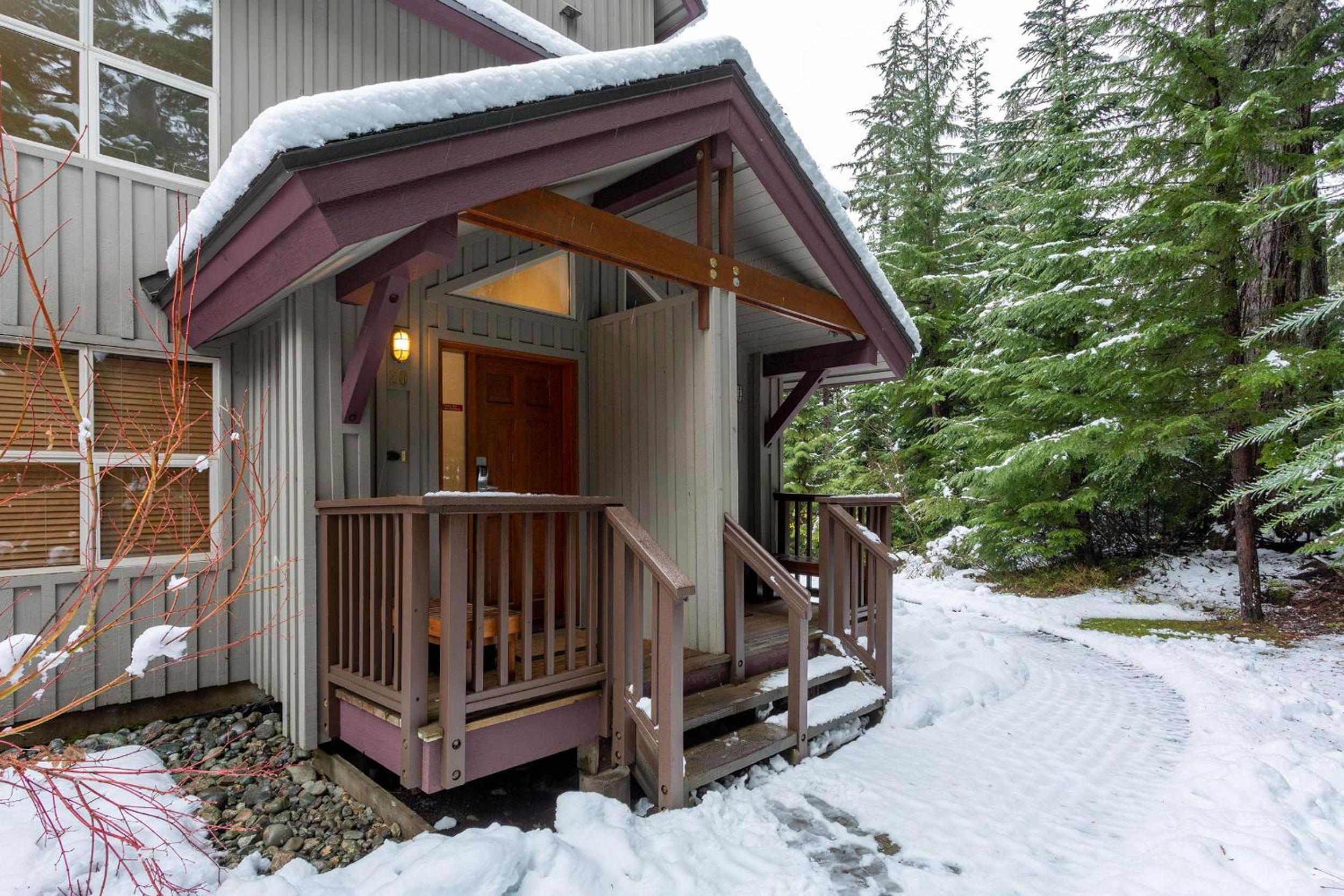 Blackcomb Greens 20 | Stylish Townhome with Parking, Shared Hot tub, Village Shuttle, Views