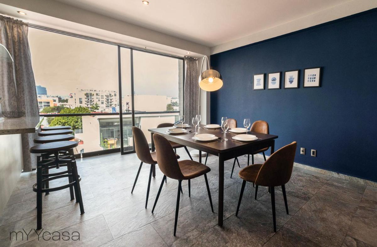 Wisconsin 68 PH1 · Brand New PH with Private Rooftop @ WTC view 5