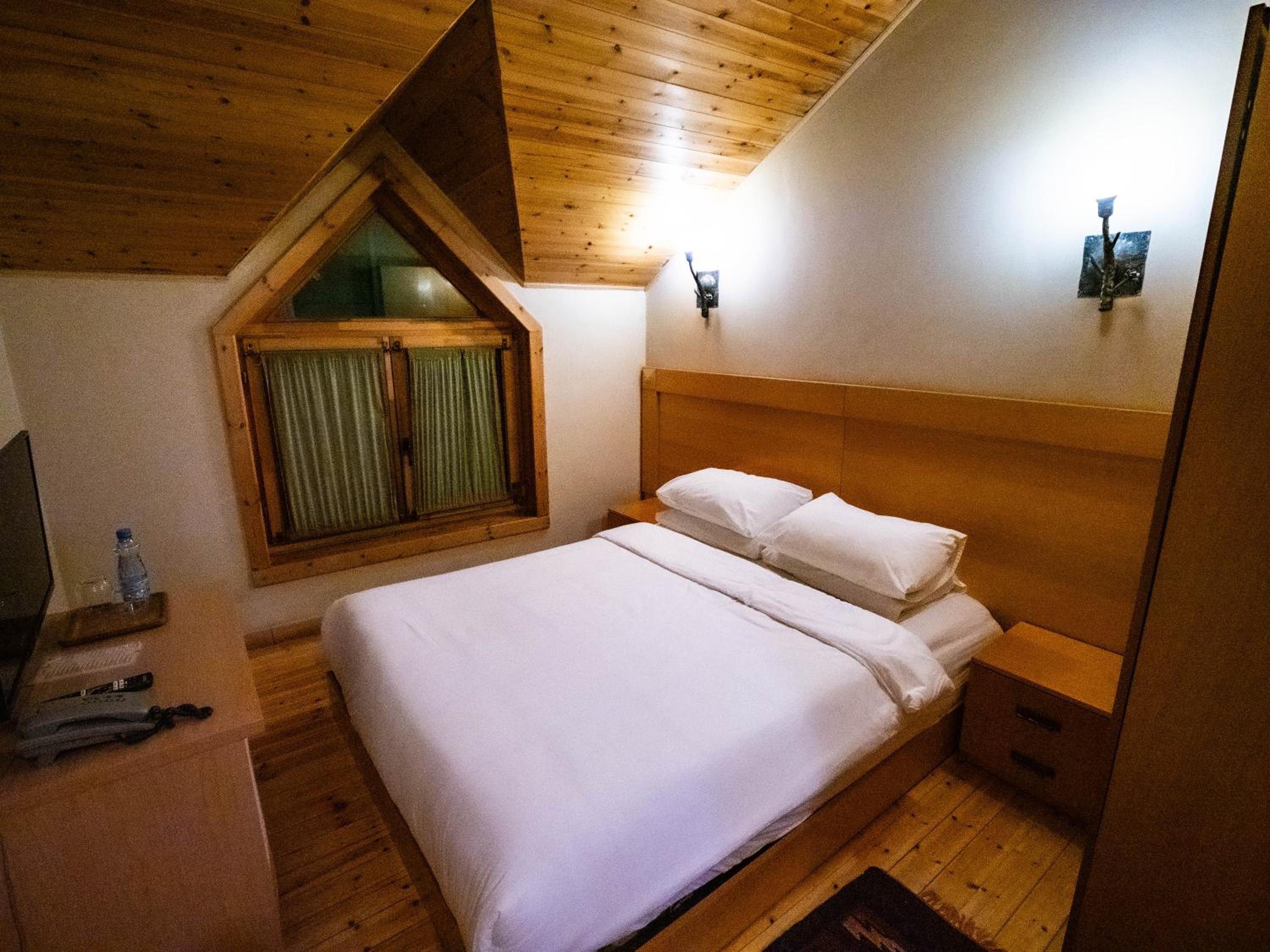 Natyral Razma Resort