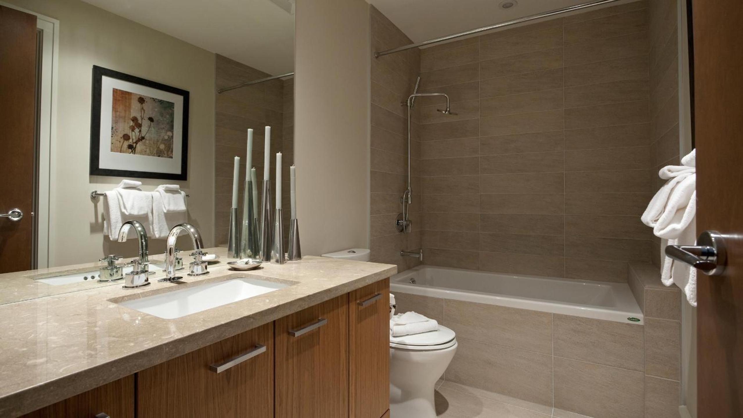 Fitzsimmons Walk 24 | Luxurious Townhome with Mountain Views, Hot Tub & Garage