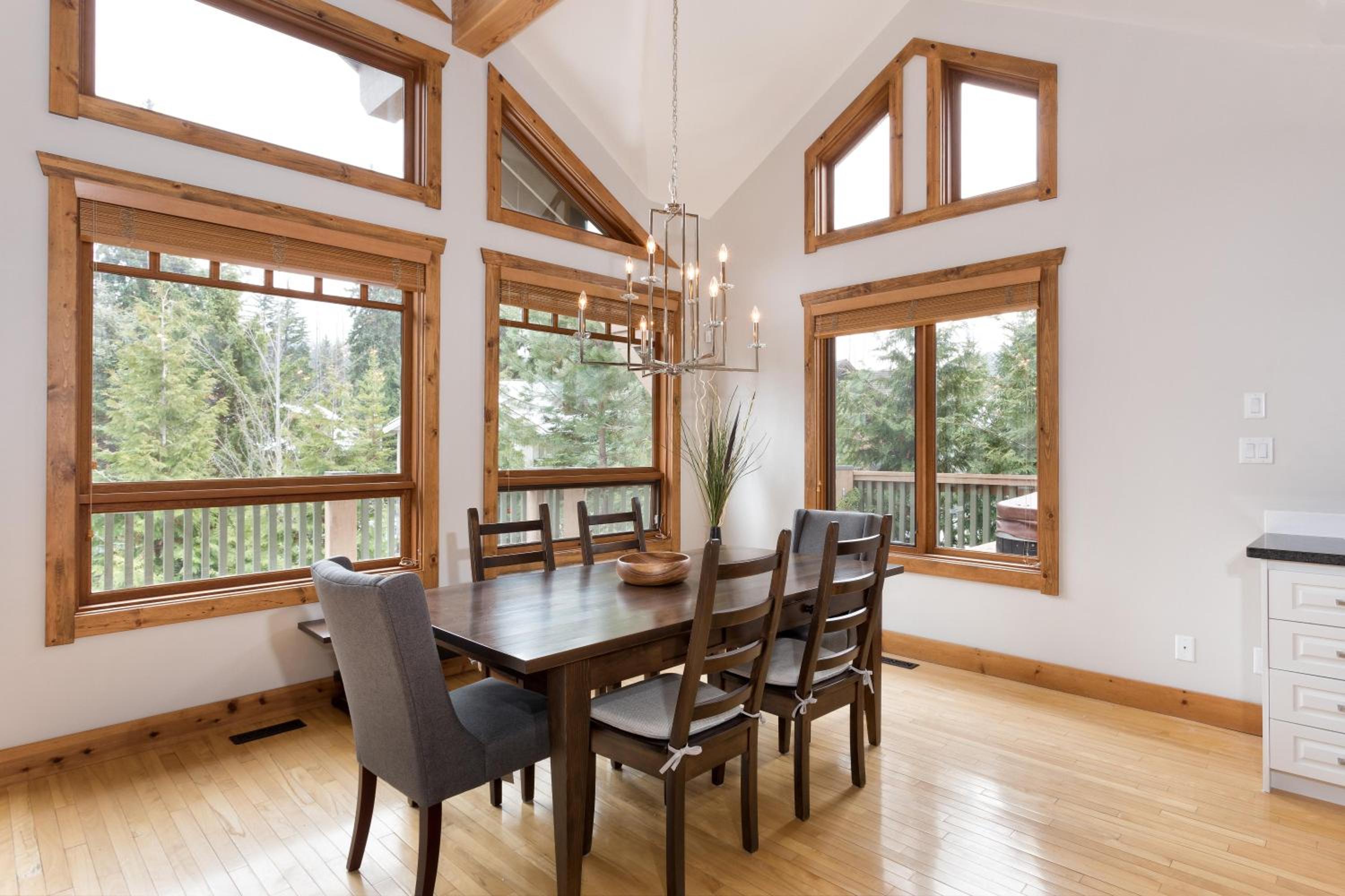 Meadow Green Chalet | Large Family-Friendly Chalet, Mountain Views, Fireplace, Hot Tub