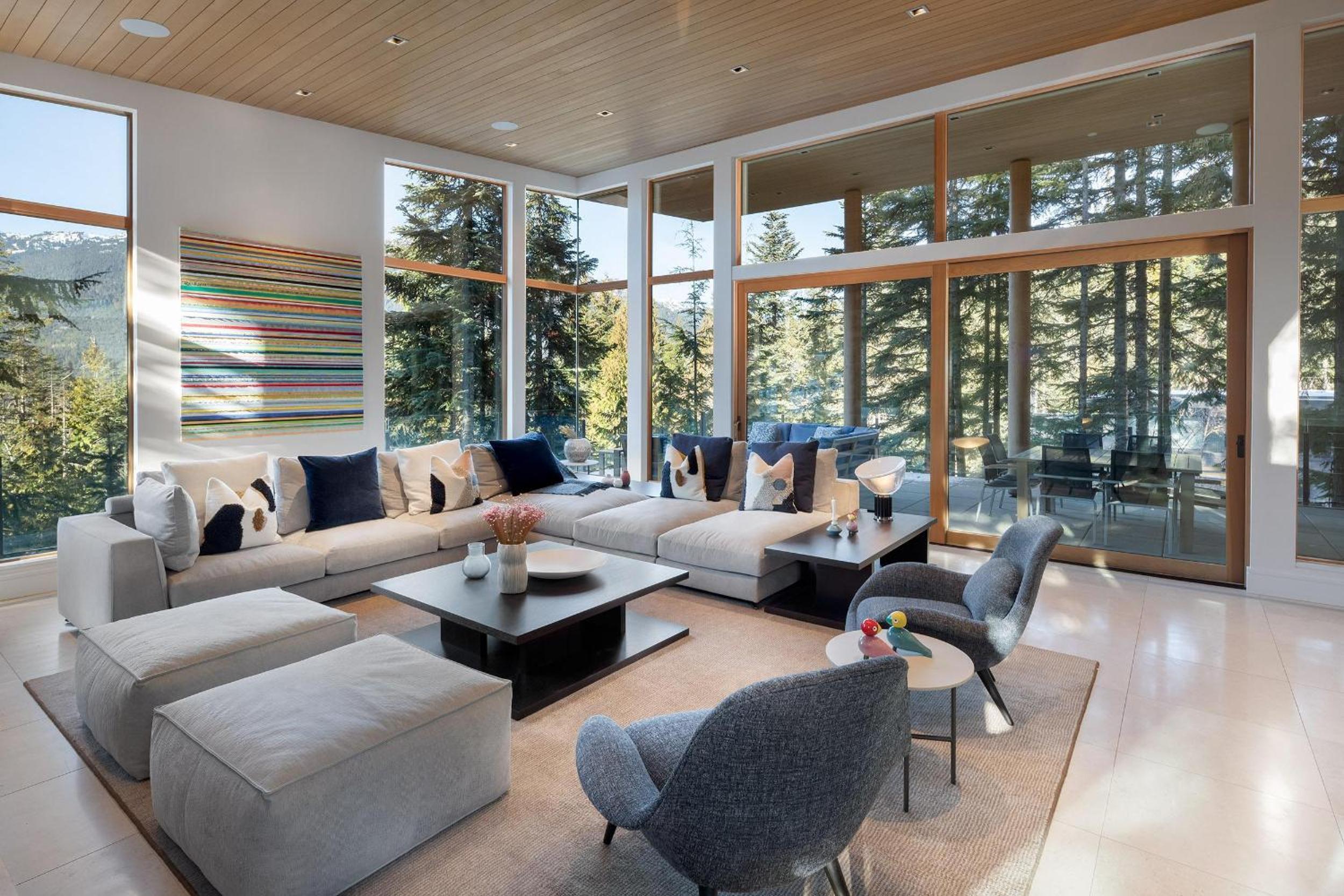 Kadenwood 2927 | Stylish Ski-Access Chalet, Hot Tub, Media Room, Views