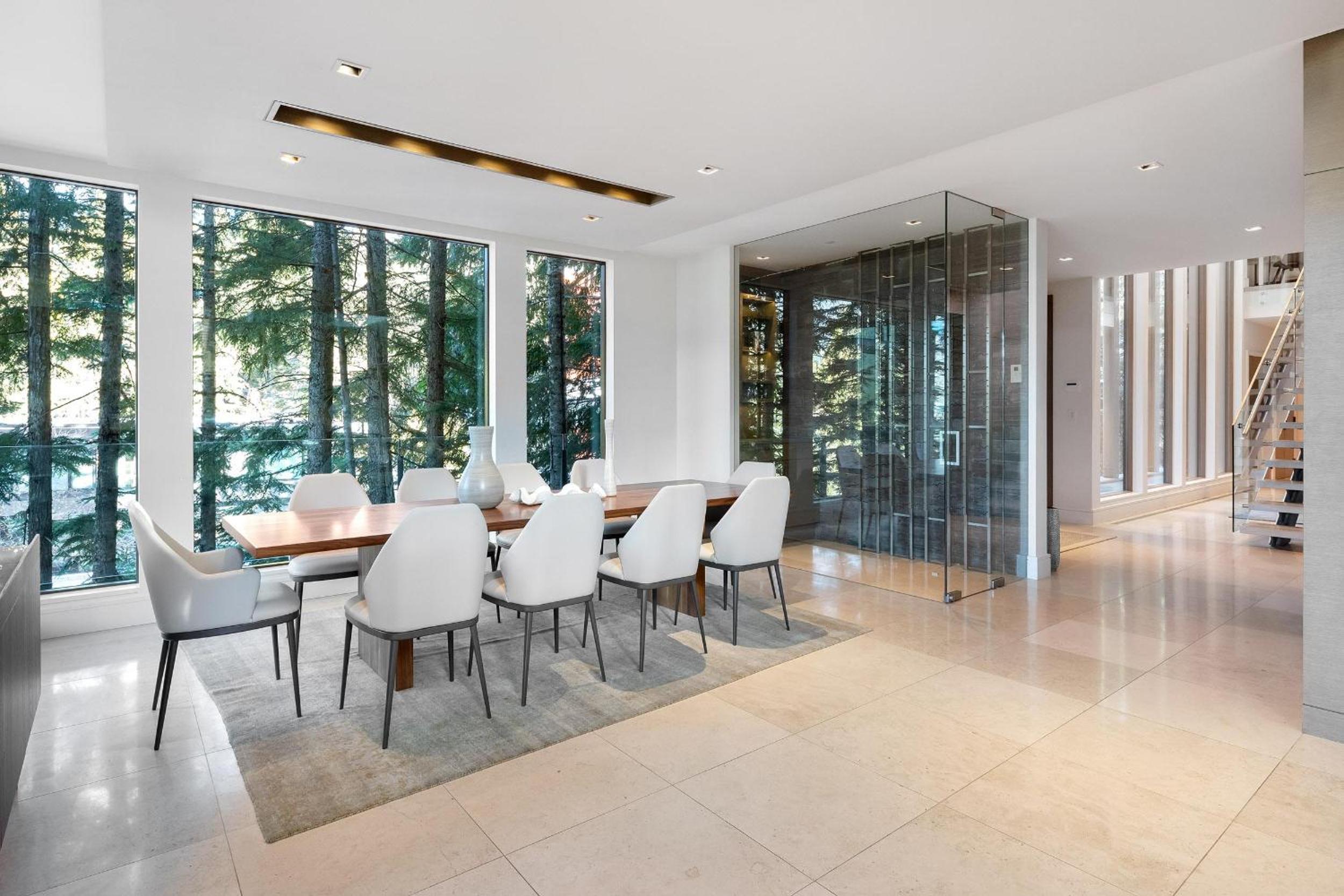 Kadenwood 2927 | Stylish Ski-Access Chalet, Hot Tub, Media Room, Views