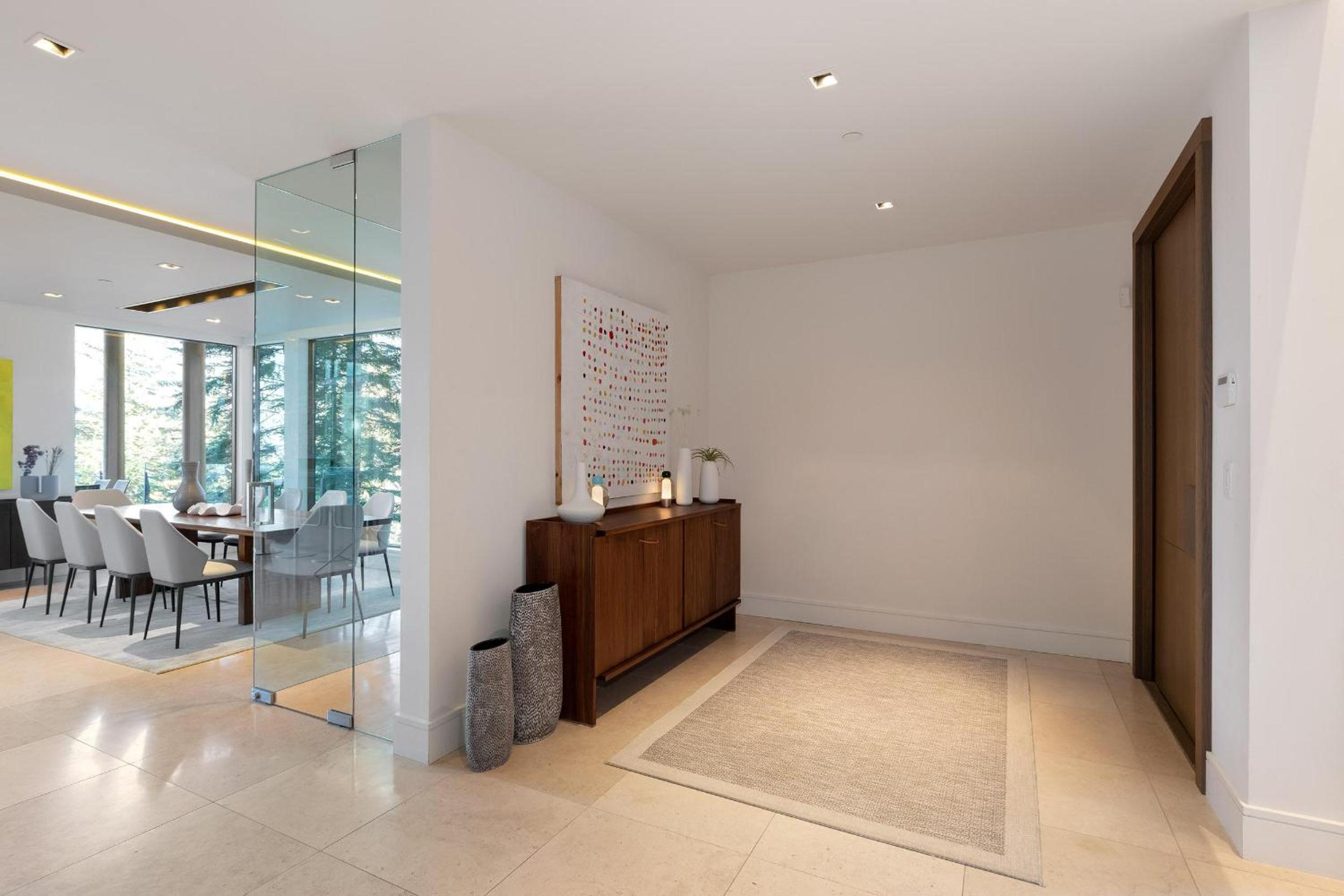 Kadenwood 2927 | Stylish Ski-Access Chalet, Hot Tub, Media Room, Views
