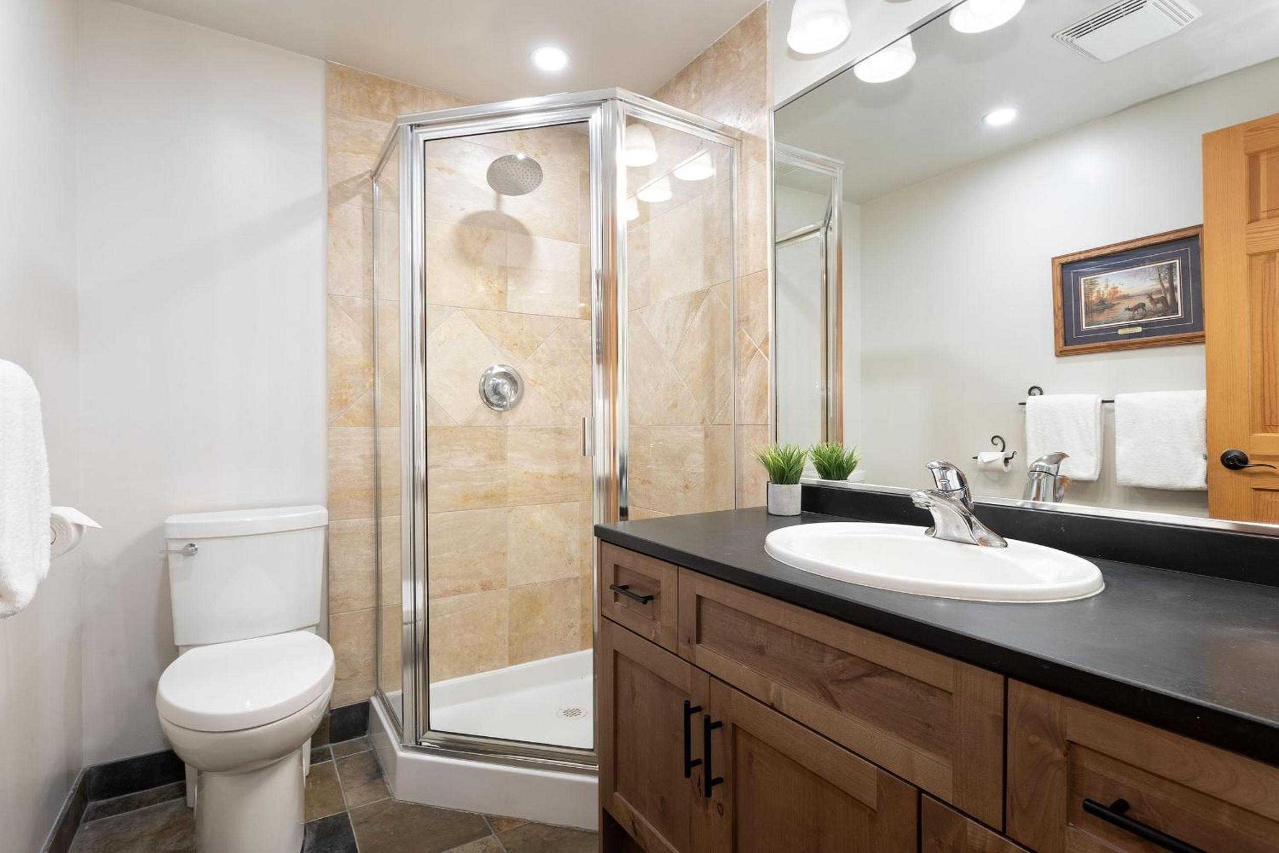 Gleneagle 1 | Townhome, 700m to Skiing, Near Free Village Shuttle, Fireplace, Secure Parking
