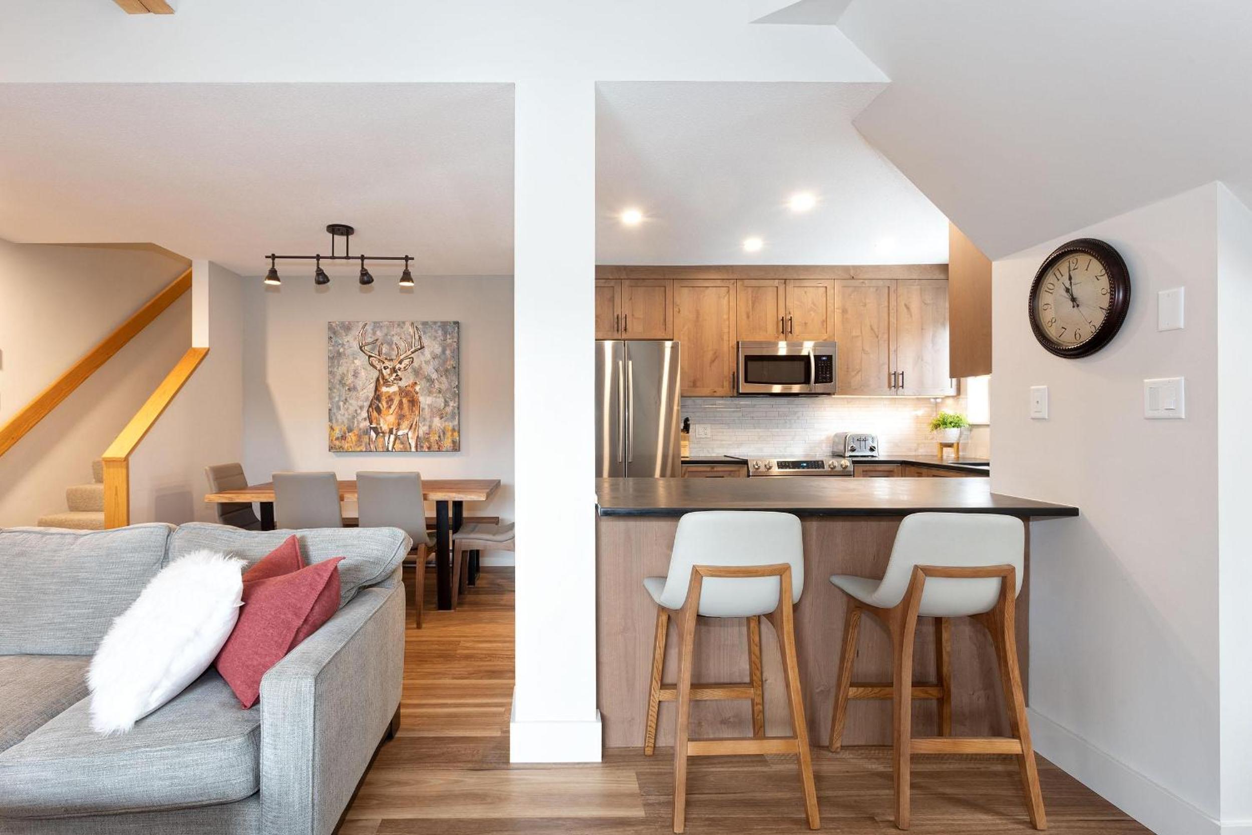 Gleneagle 1 | Townhome, 700m to Skiing, Near Free Village Shuttle, Fireplace, Secure Parking