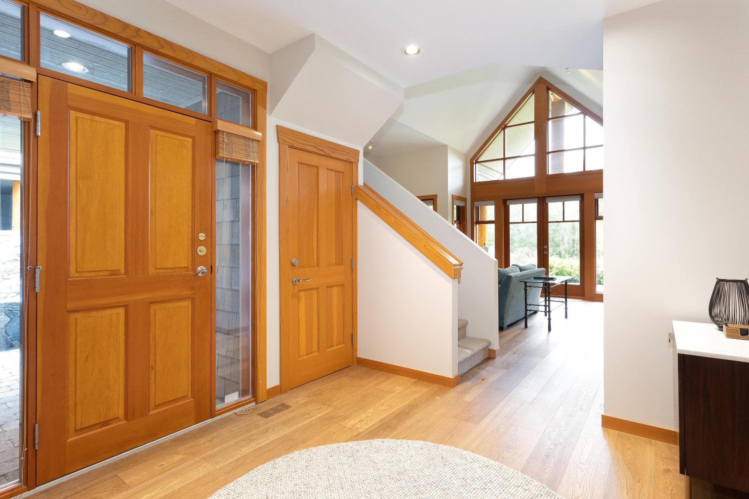 Goldenwood 8337 | Townhome w/ Panoramic Fairway View, Top-Deck Hot Tub, 2 Car Garage