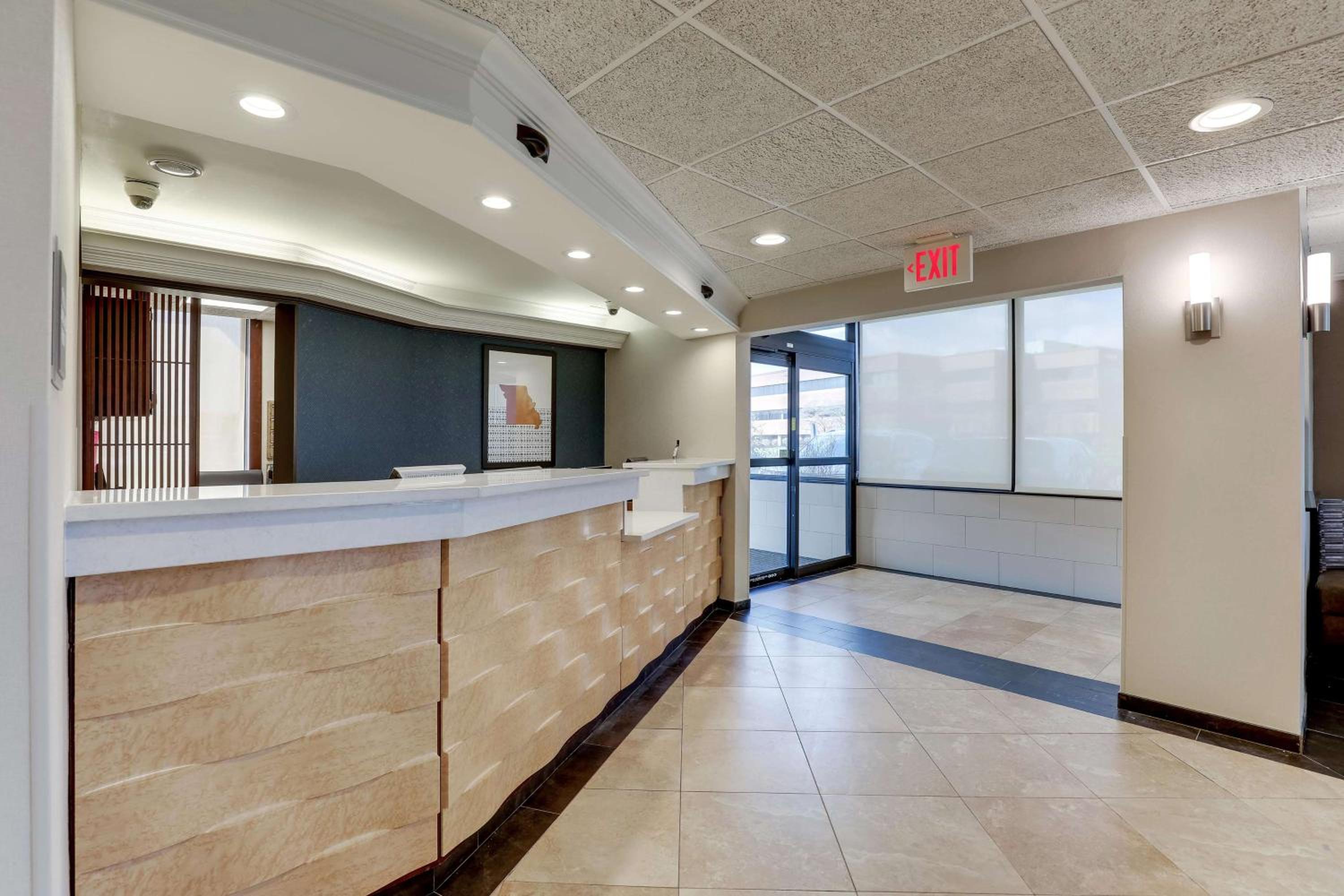 Drury Inn  Suites St. Louis St. Peters - Property Image 4