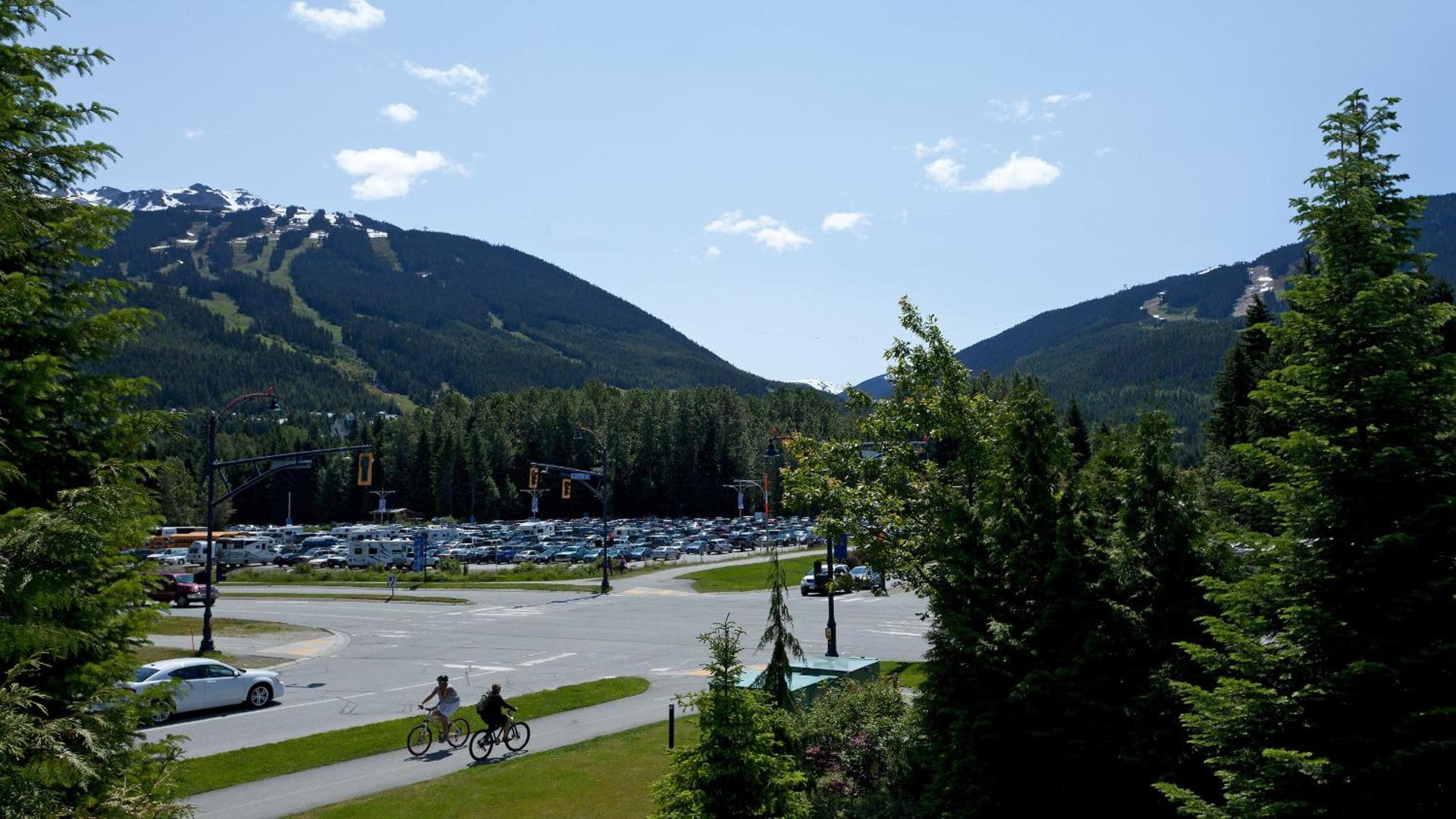 Granite Court 407 | Village Townhouse with Fireplace & Views of Blackcomb