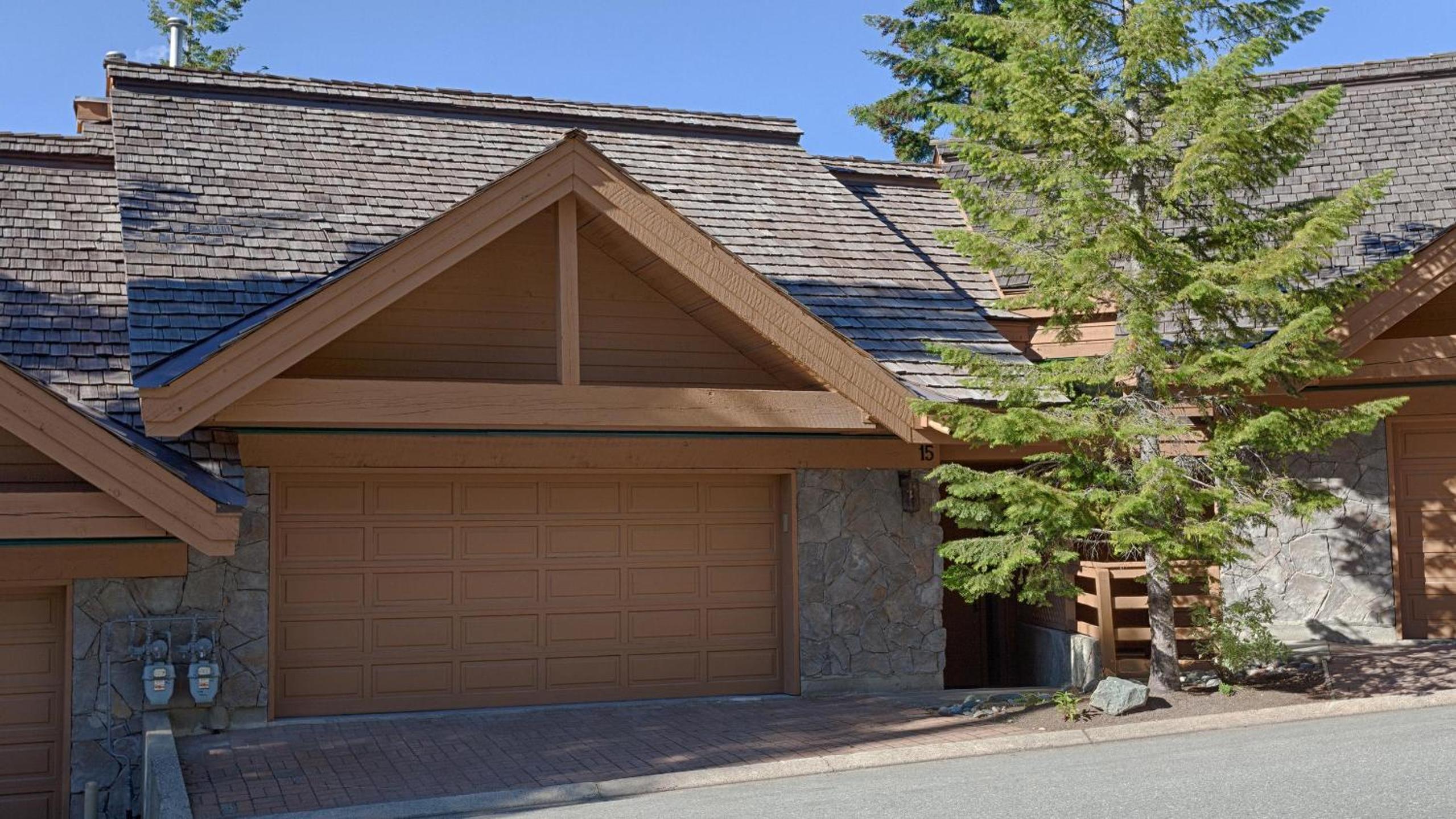 Northern Lights 15 | Family-Sized Townhome w/ Sunken Hot Tub, Fireplace & Media Den