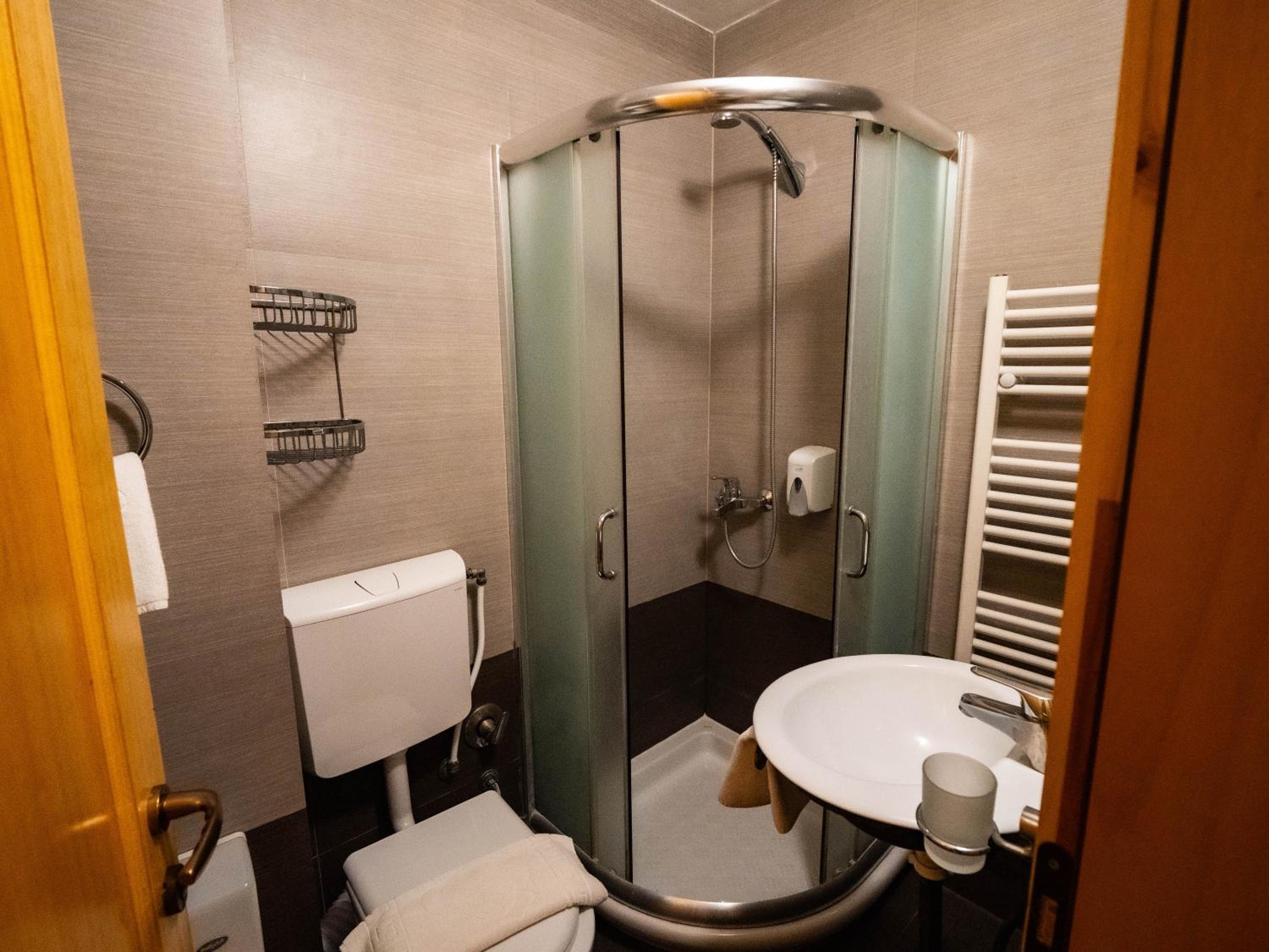 Natyral Razma Resort