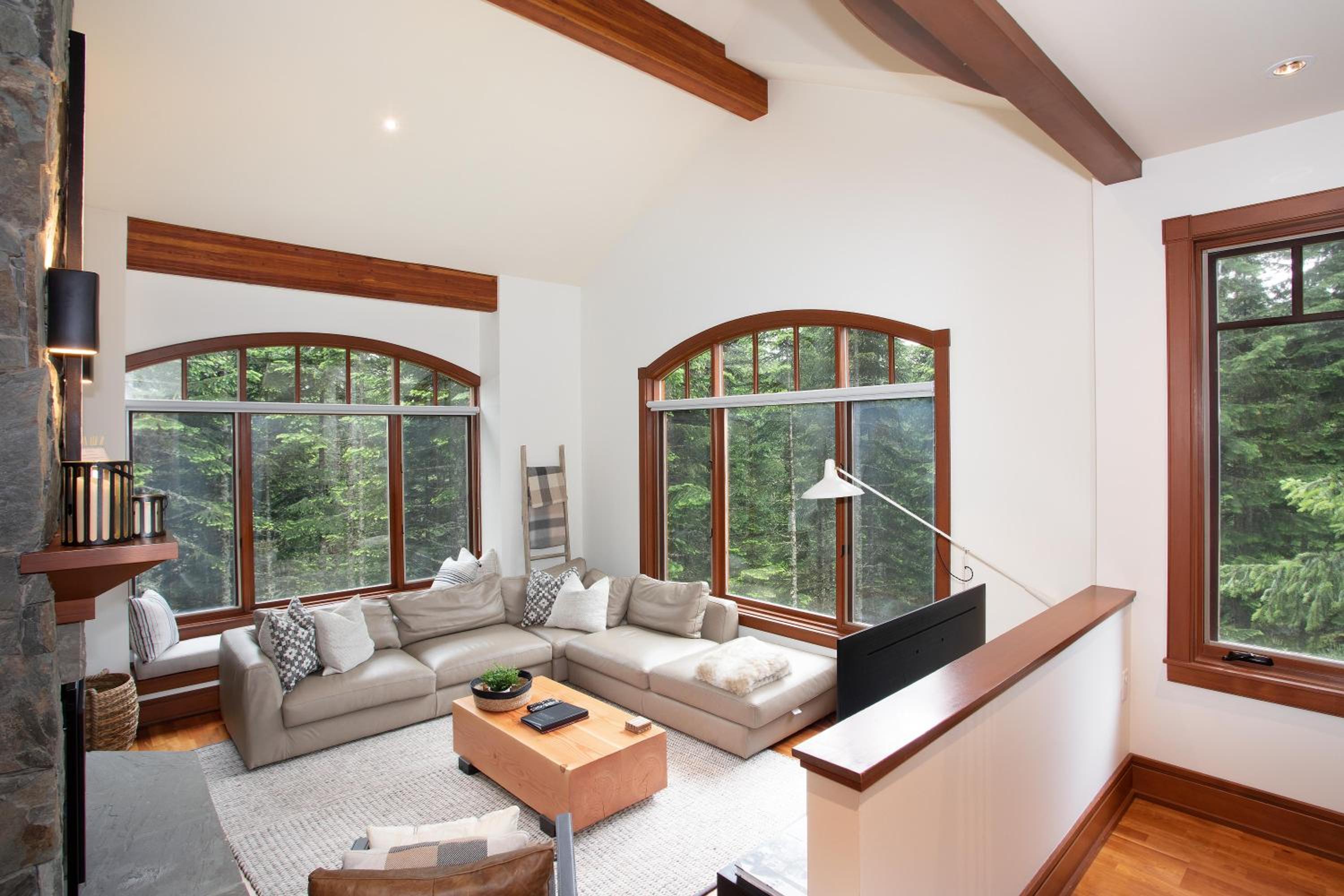 Taluswood Lookout 5 | Secluded & Bright w/ Ski Access, Hot Tub, Fireplace & Garage