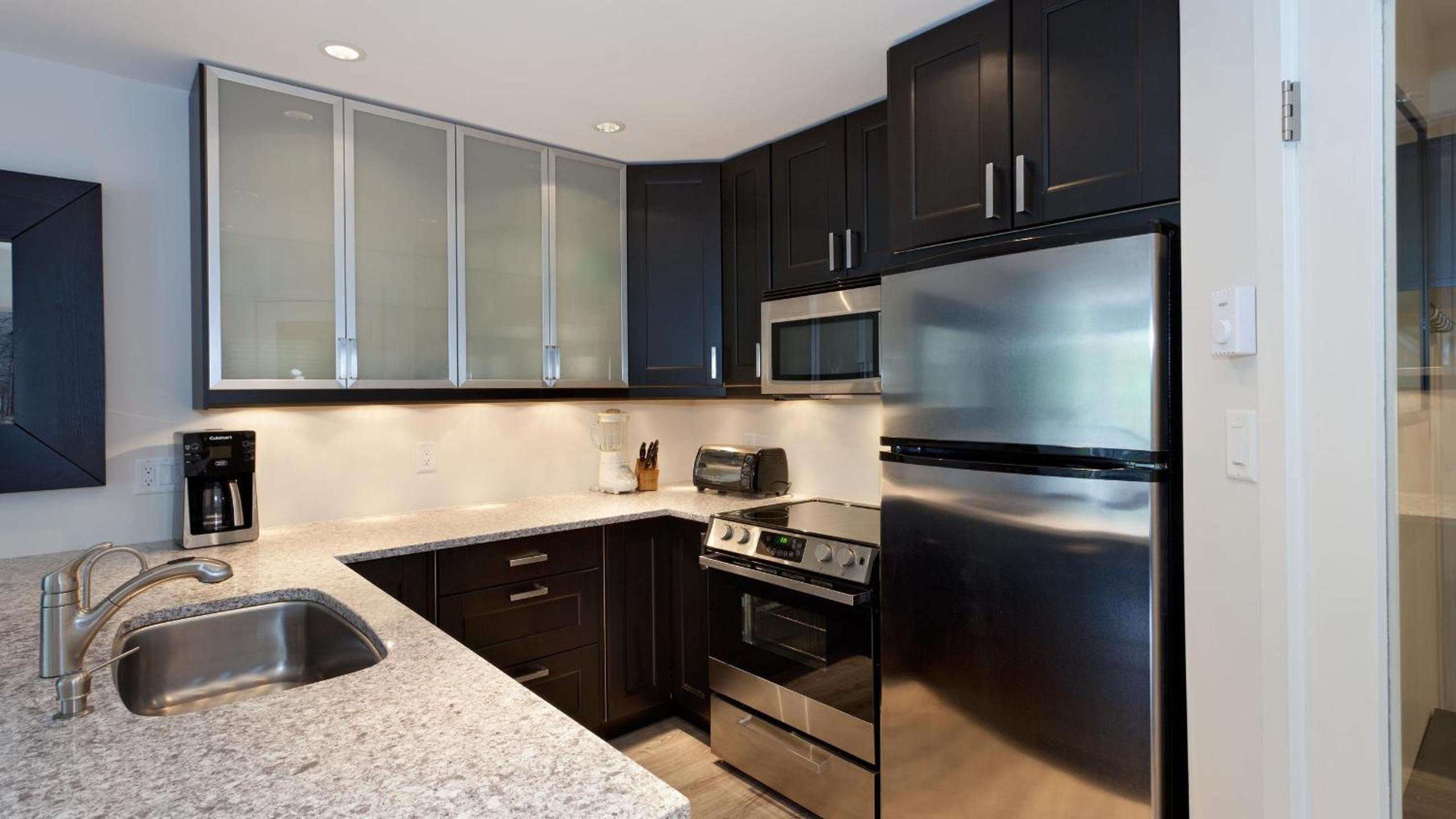 Gables 25 | Best Townhome Location! Walk Everywhere in 5 mins