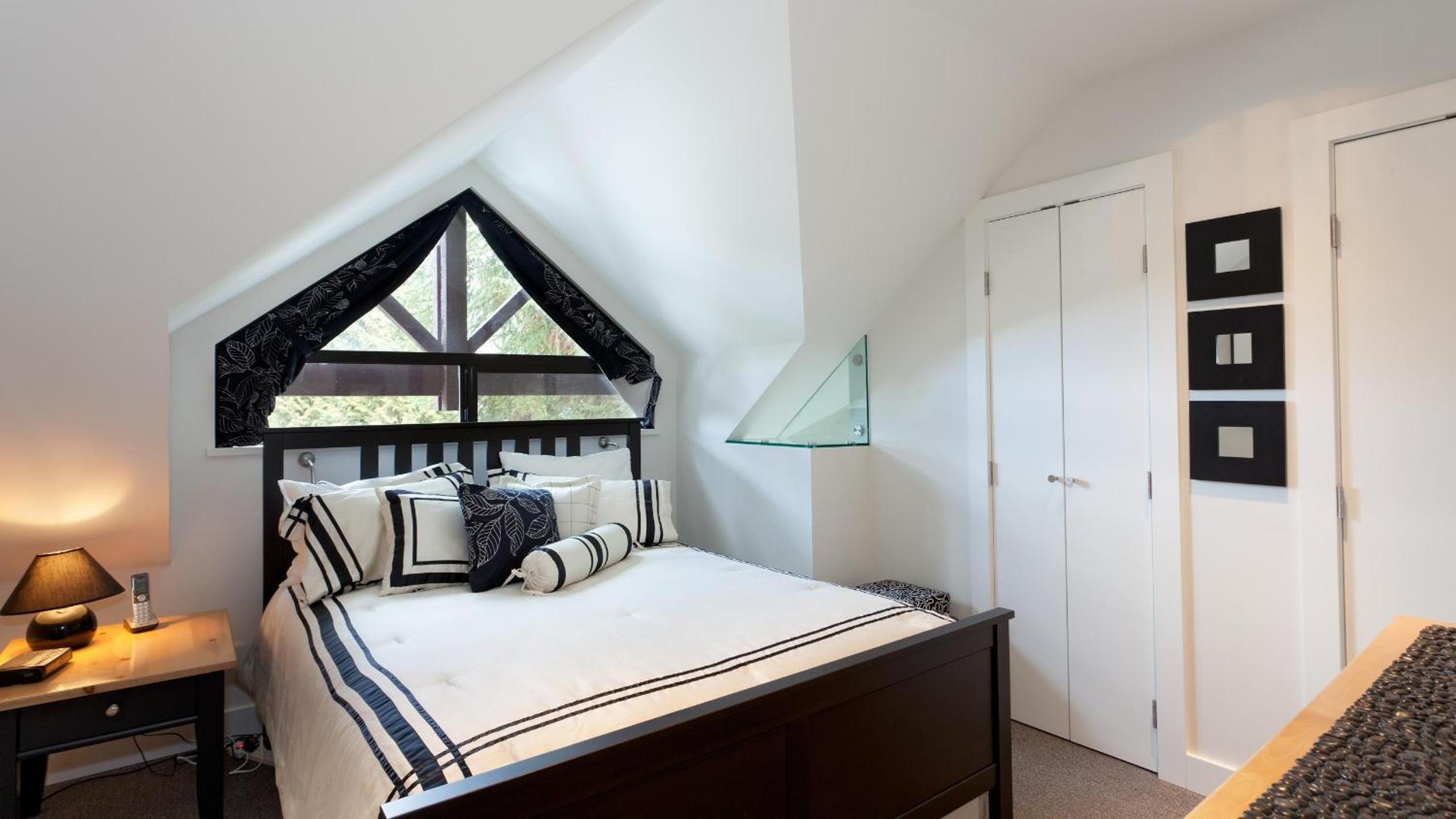 Gables 25 | Best Townhome Location! Walk Everywhere in 5 mins