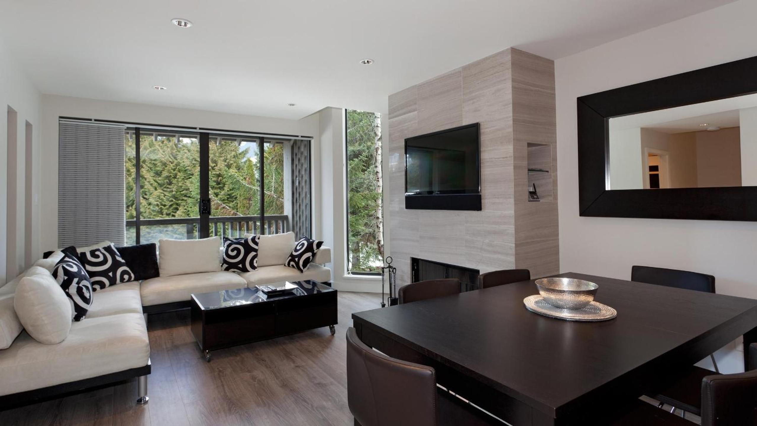 Gables 25 | Best Townhome Location! Walk Everywhere in 5 mins