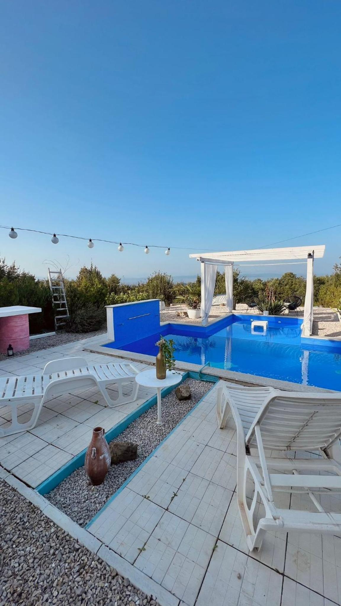 Calm House Villa