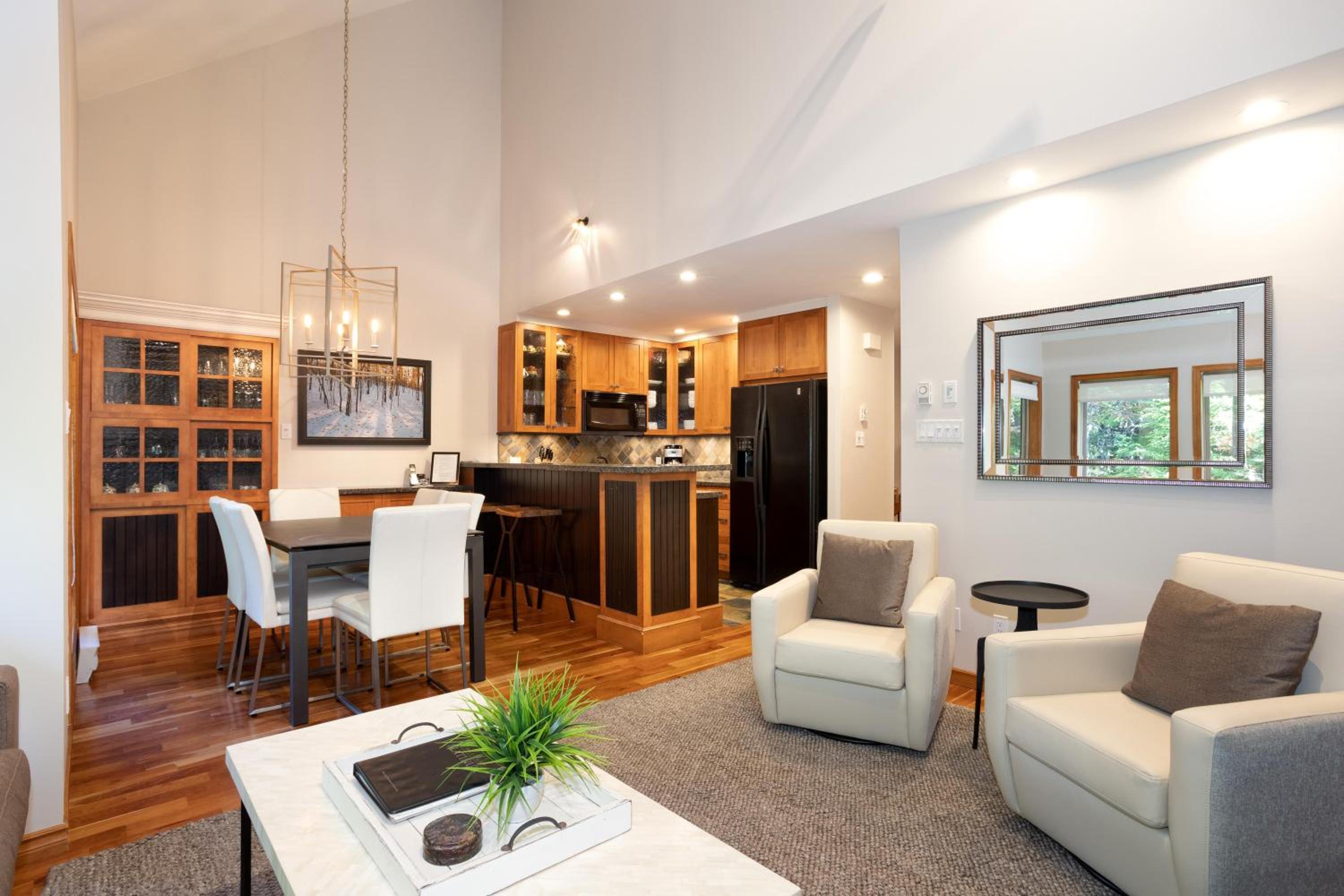 Painted Cliff 51 | Ski-in, Ski-Out Townhome, w/ Parking & Shared Hot Tub Access