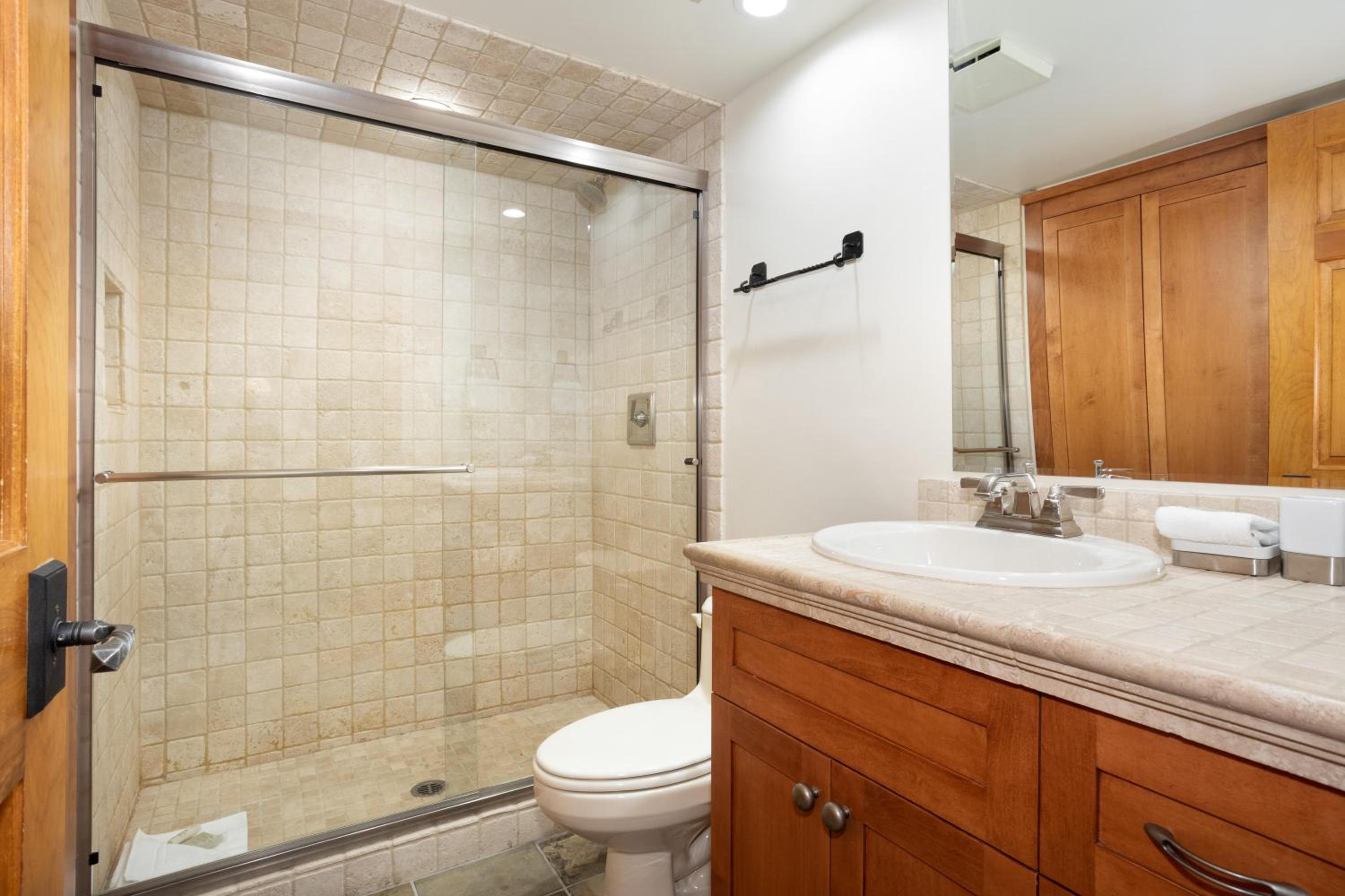 Painted Cliff 51 | Ski-in, Ski-Out Townhome, w/ Parking & Shared Hot Tub Access