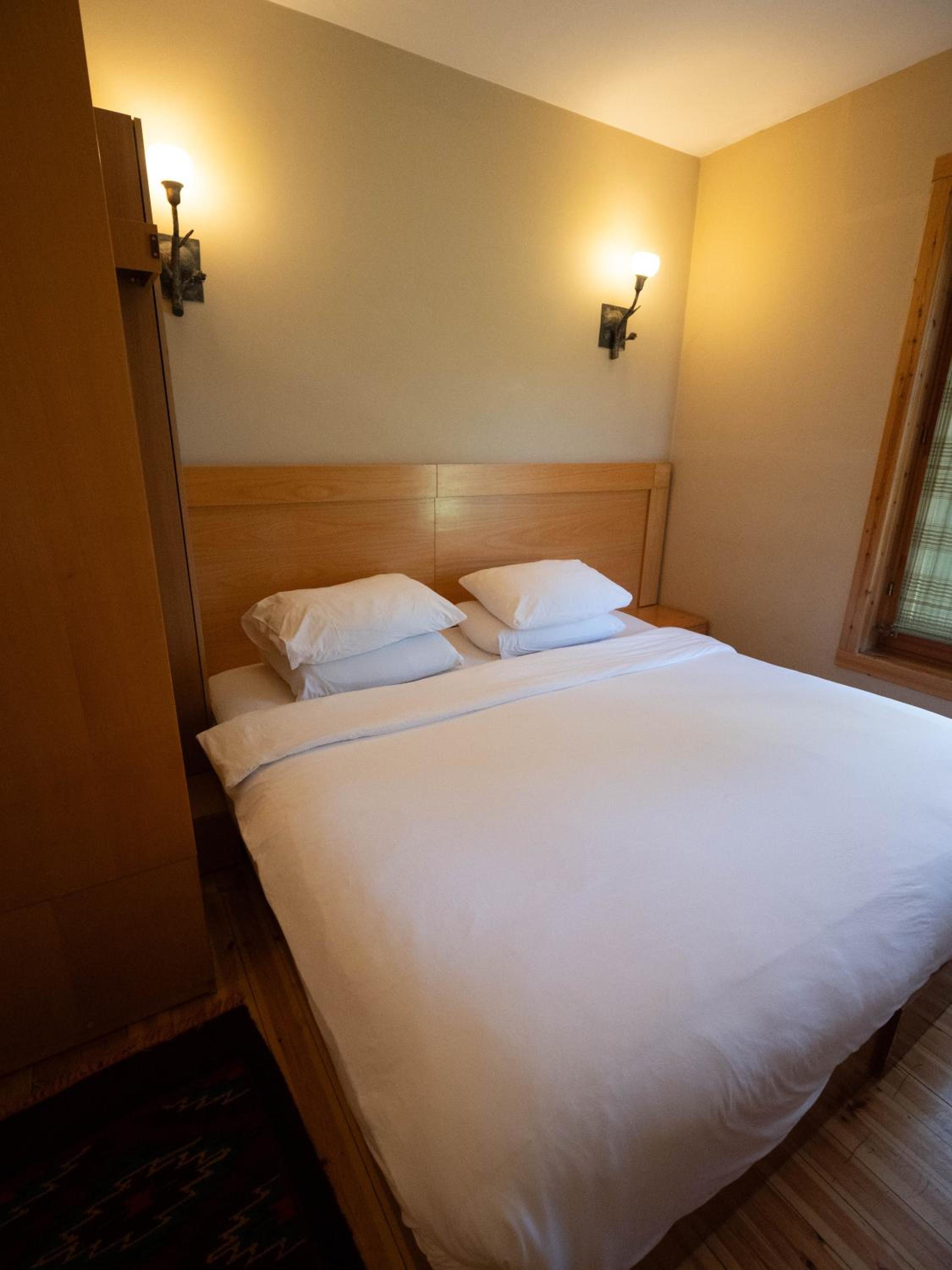 Natyral Razma Resort