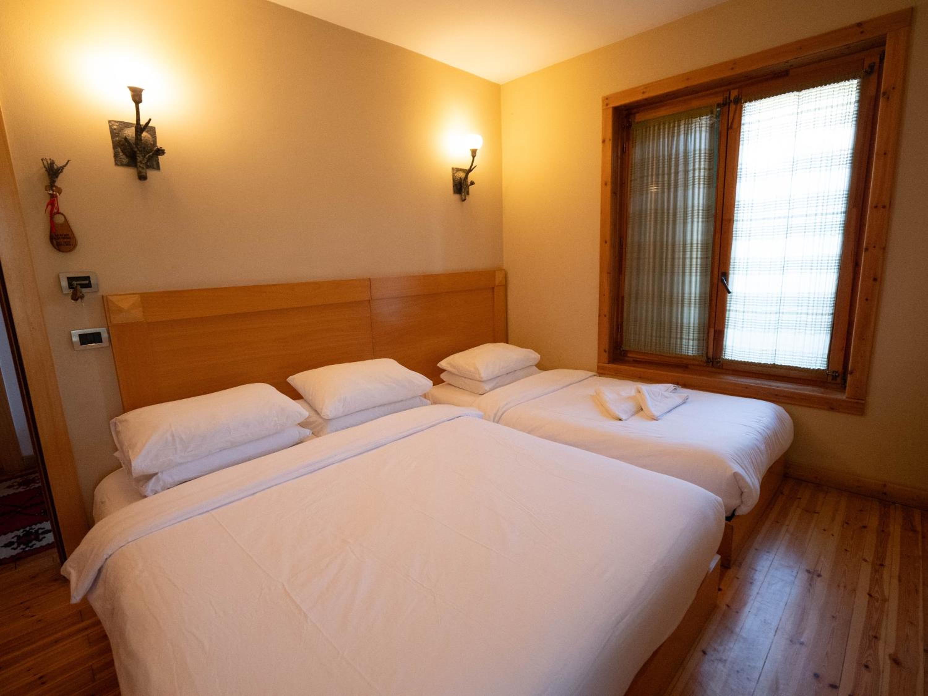 Natyral Razma Resort