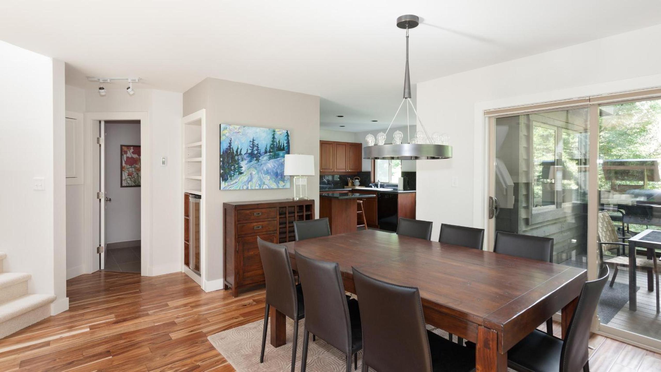 Snowgoose 14 | Inviting Townhome w/ Ski Access, Private Hot Tub, Parking x 2