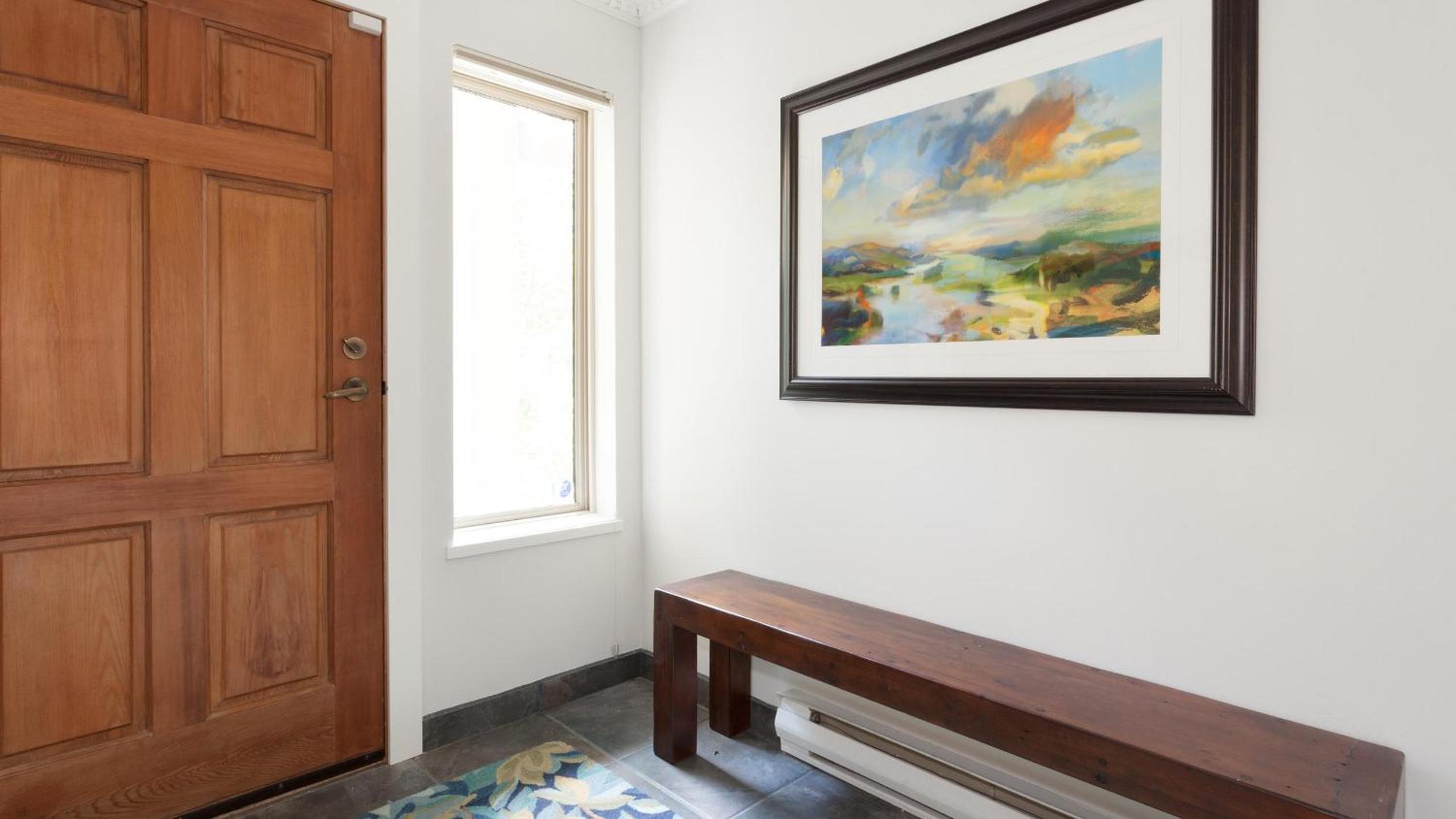 Snowgoose 14 | Inviting Townhome w/ Ski Access, Private Hot Tub, Parking x 2