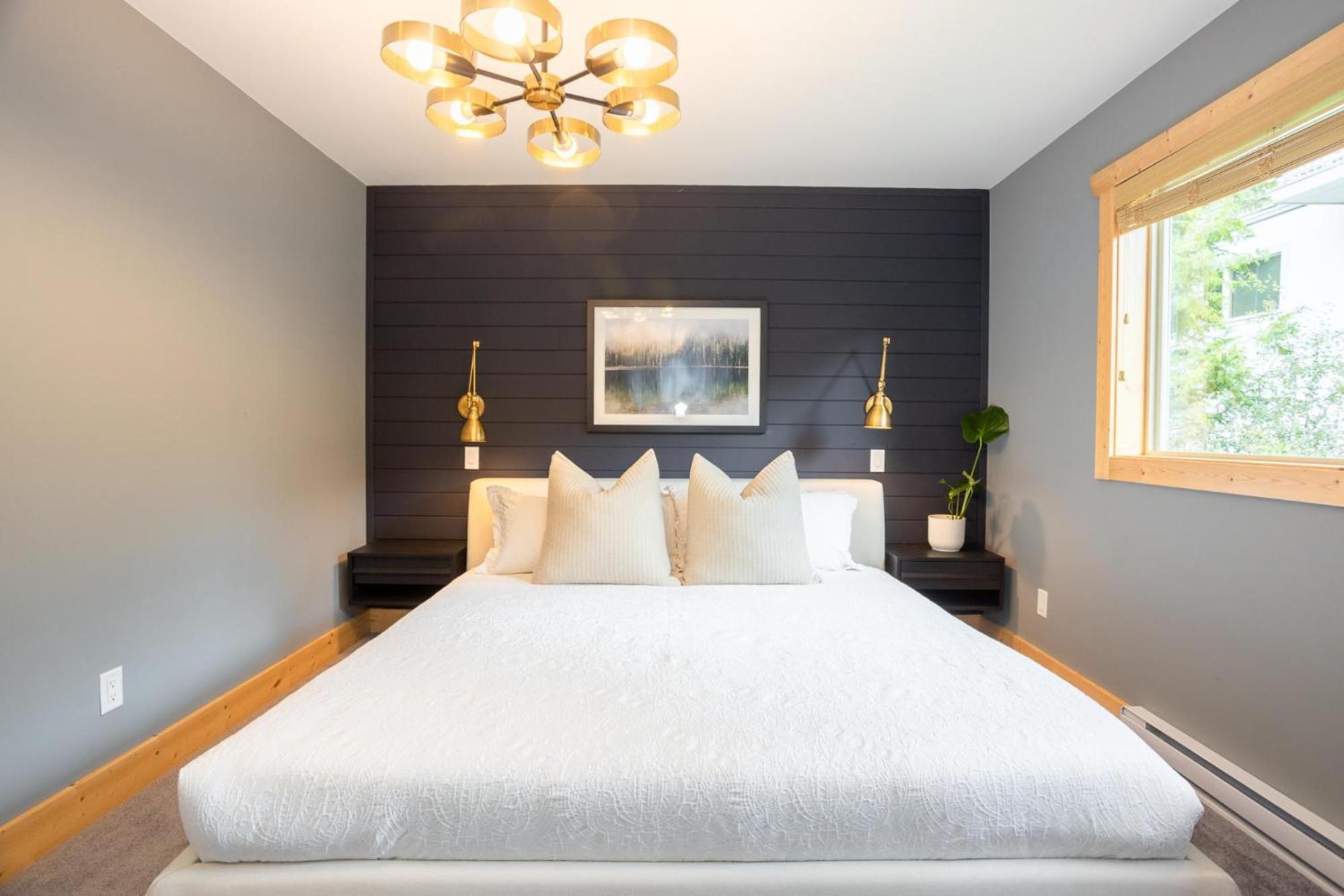 Chalet Whistler | Large Ski Family Chalet, Media Room, Sauna, Hot Tub
