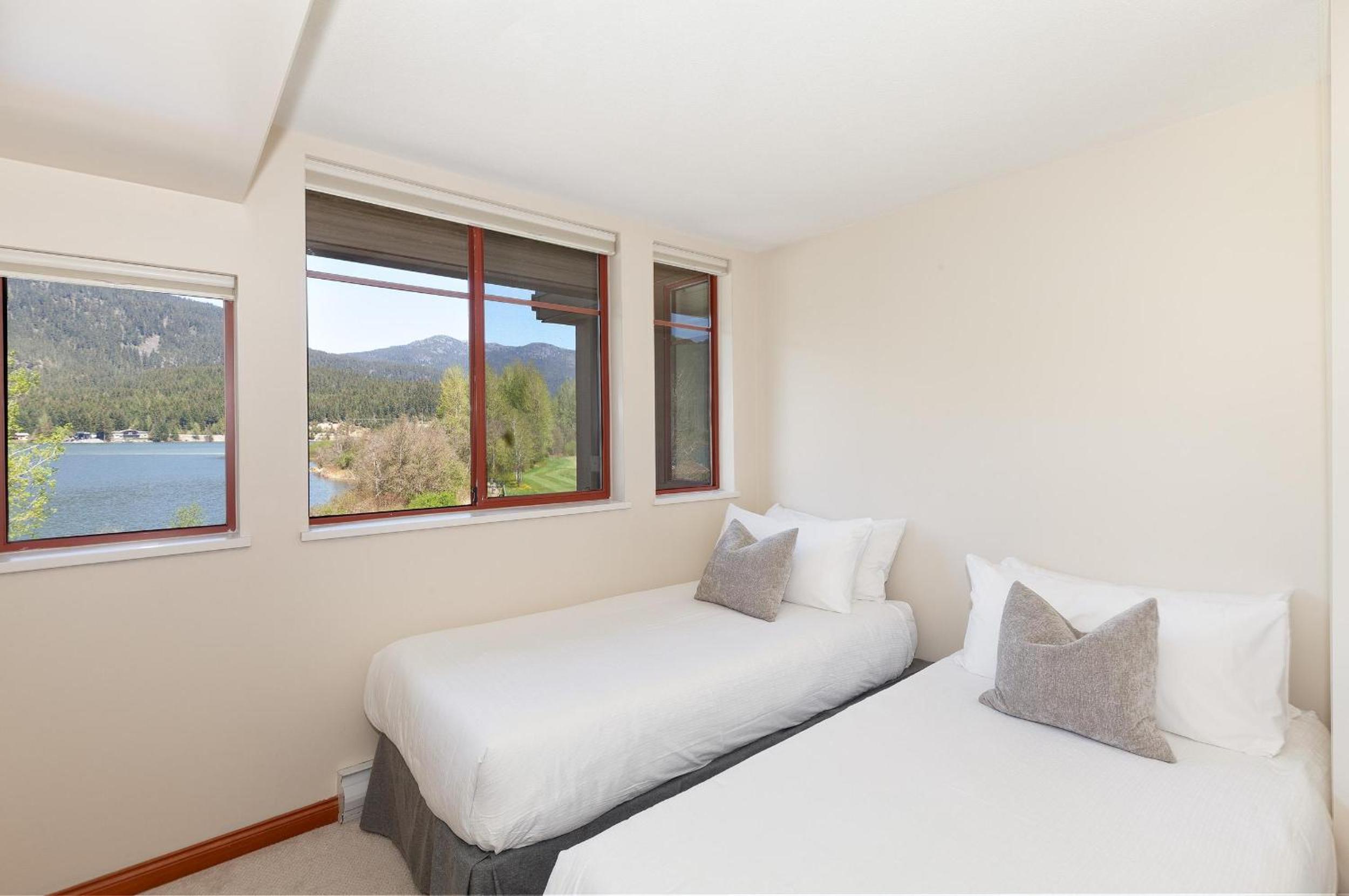 Lakeside Landing | Overlooking Lake, Mountain Views, Near X-Country Skiing Trails