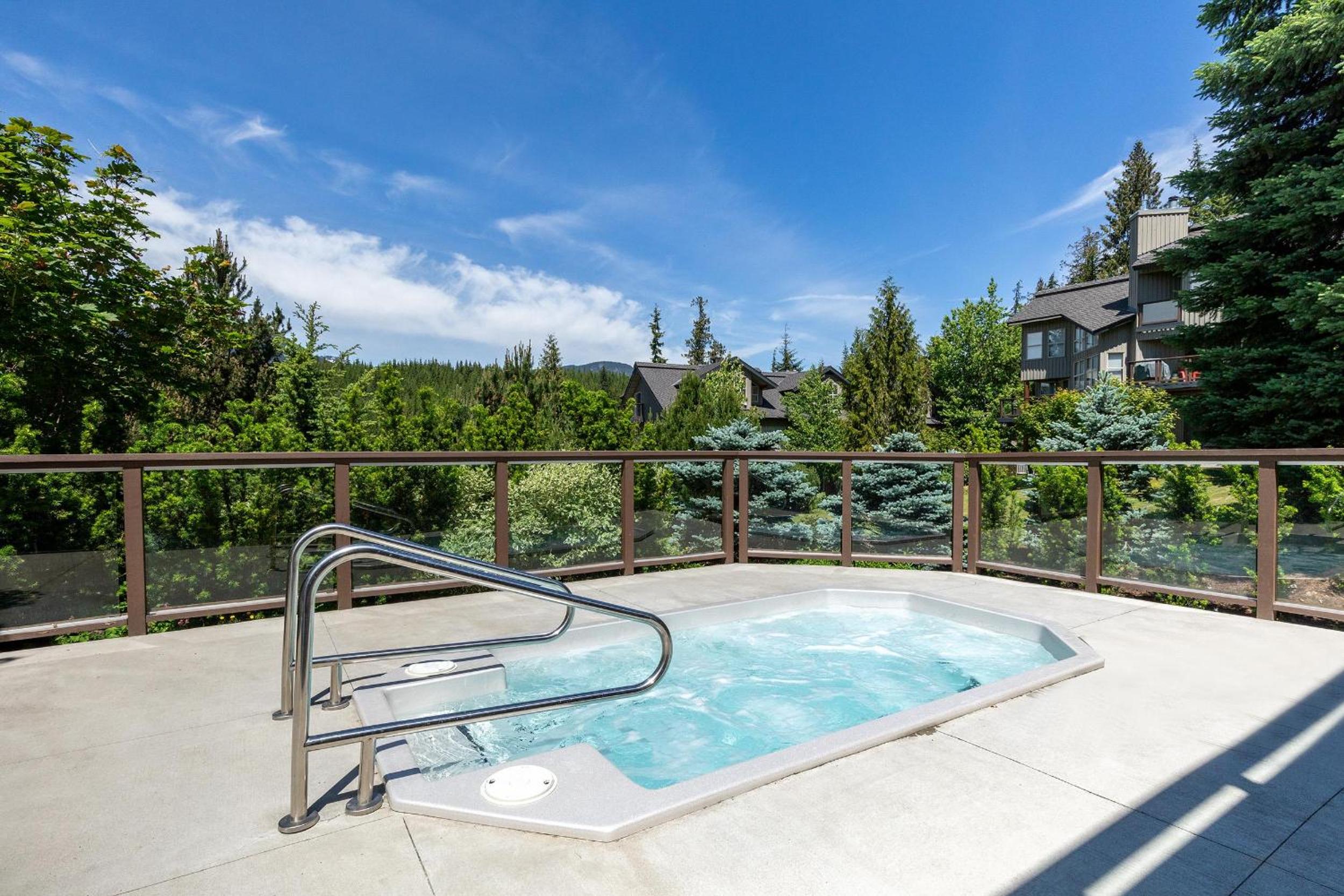 Blackcomb Greens 06 | Spacious Townhome, Shared Hot Tub, Near Shuttle & X-Country Skiing