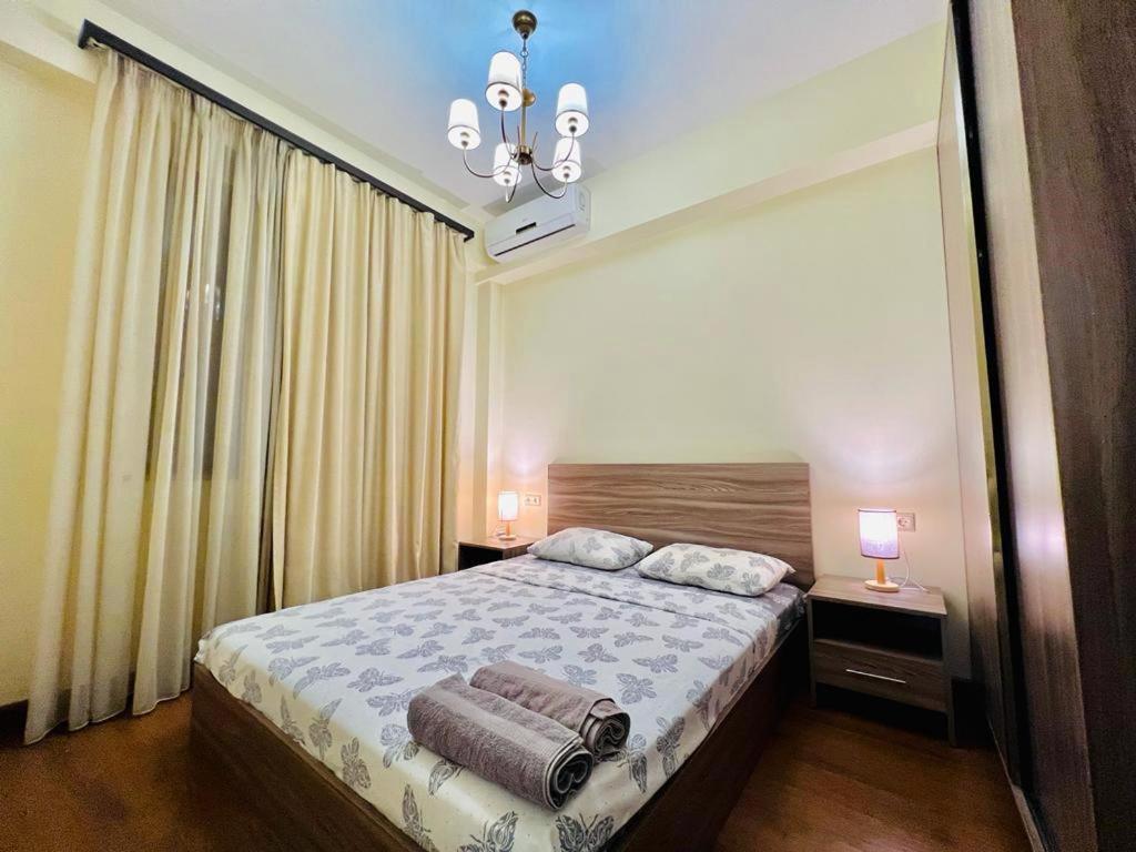 Modern Stylish 1 bedroom Apartment by Republic Square, Middle of City CENTER
