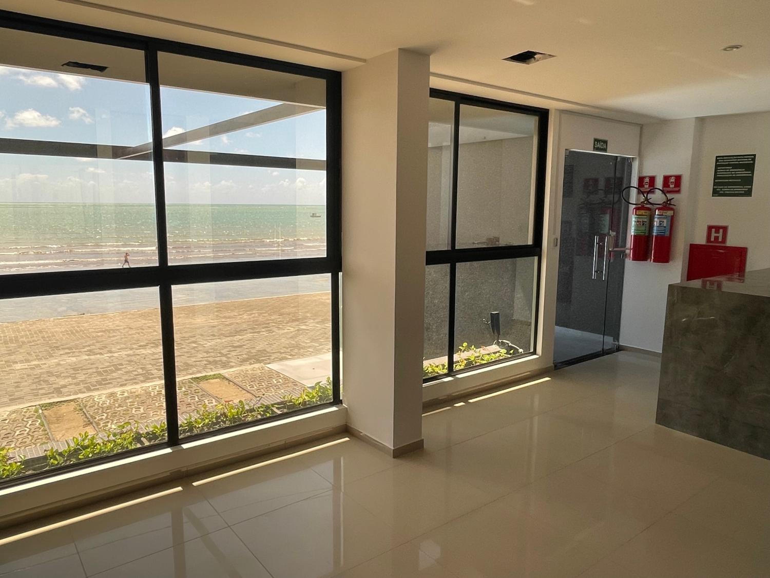 Flat Pé na Areia Frente Mar 102 Bessa