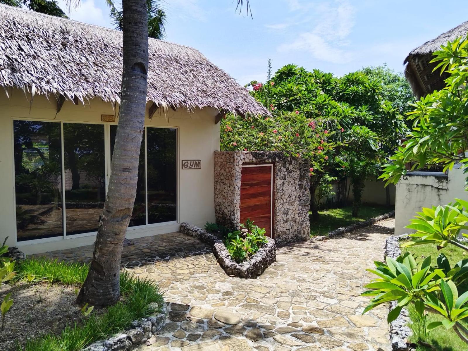 Tepanee Beach Resort