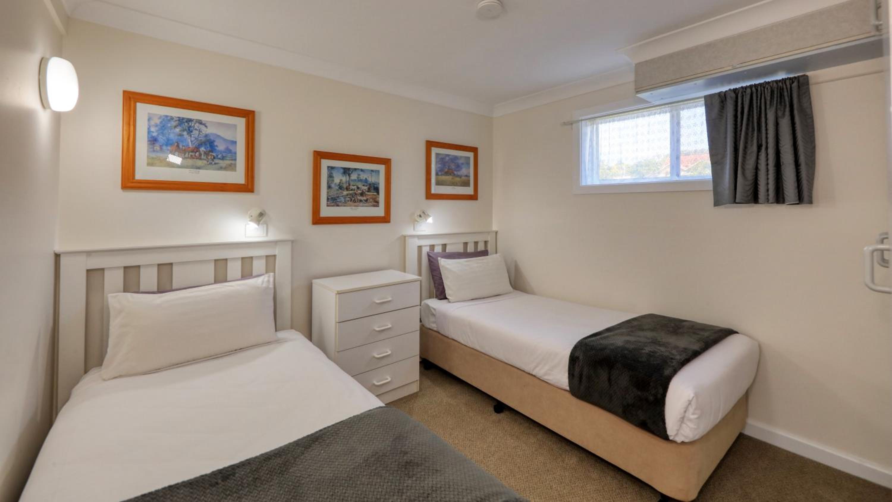Tumut Farrington motel