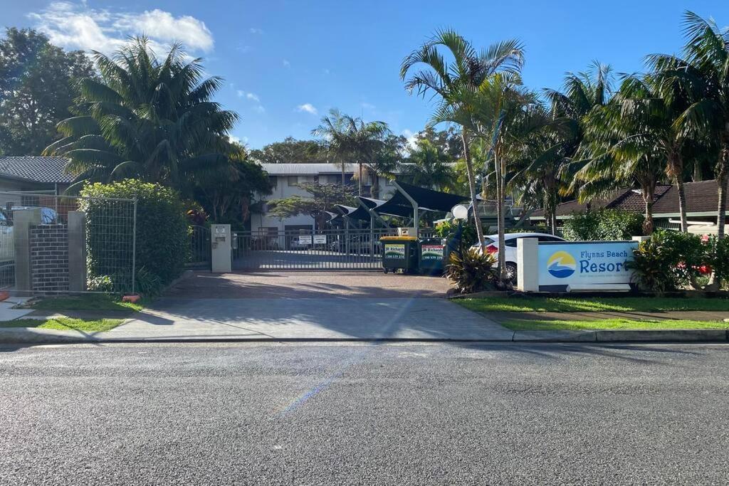 Flynns Beach Resort - Port Macquarie beachside apartment - Flynn114