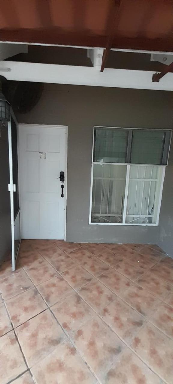 Casa Mora