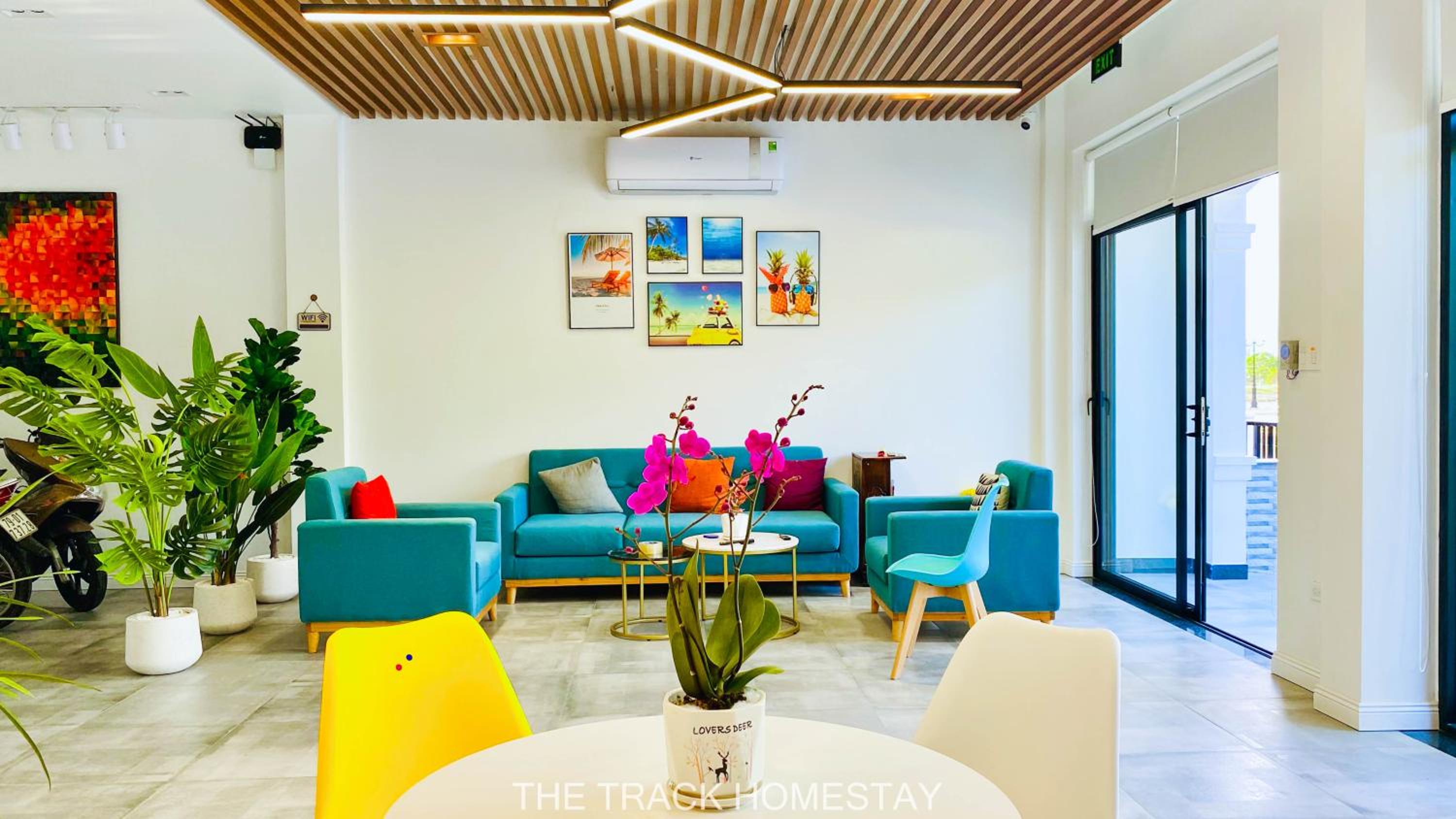 The Track Homestay - Near Bai Dai Beach view 4