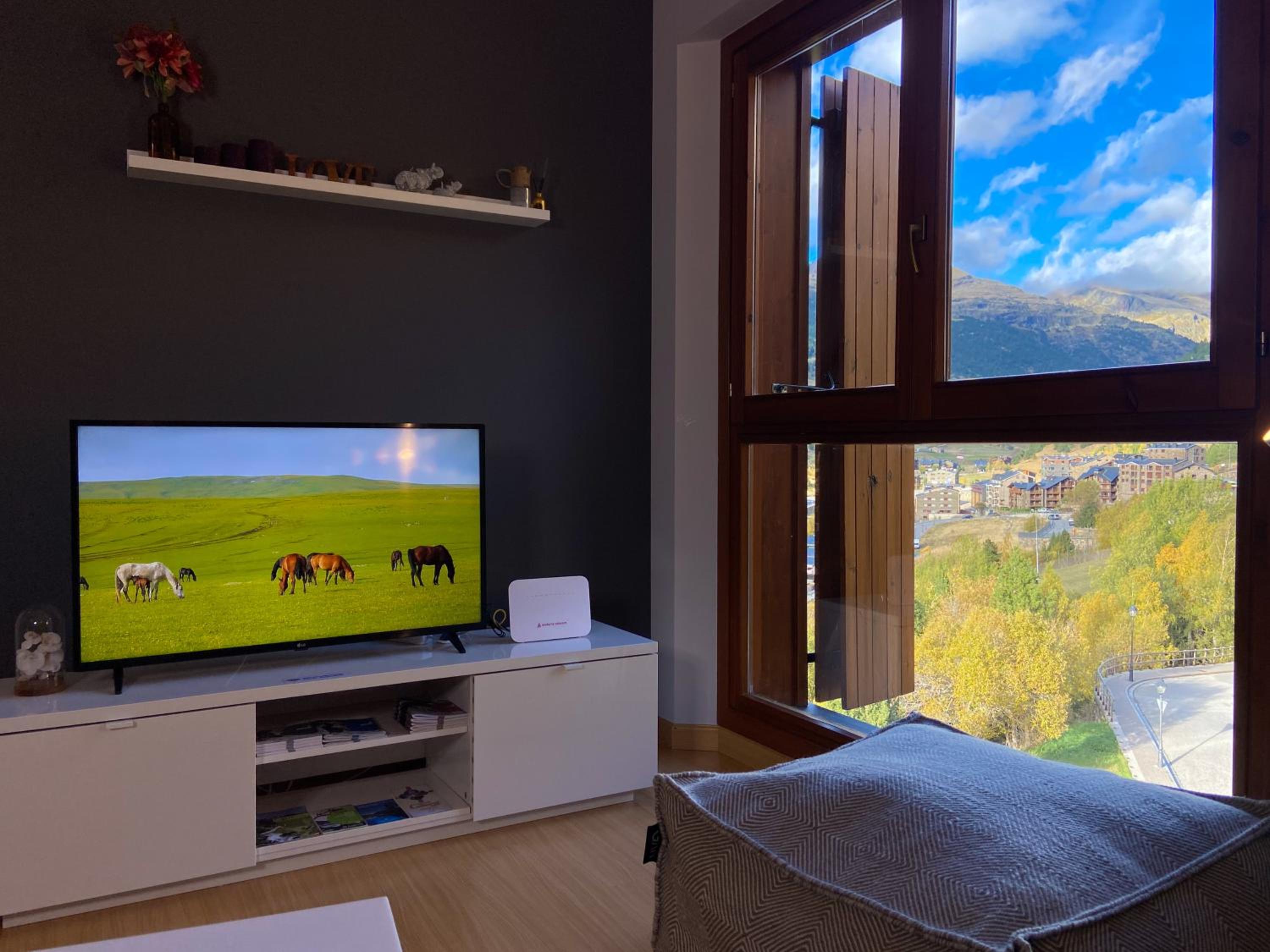 Ático De 3 Habitaciones Con Vistas Soldeu - Parking incluido l by BonesVacances