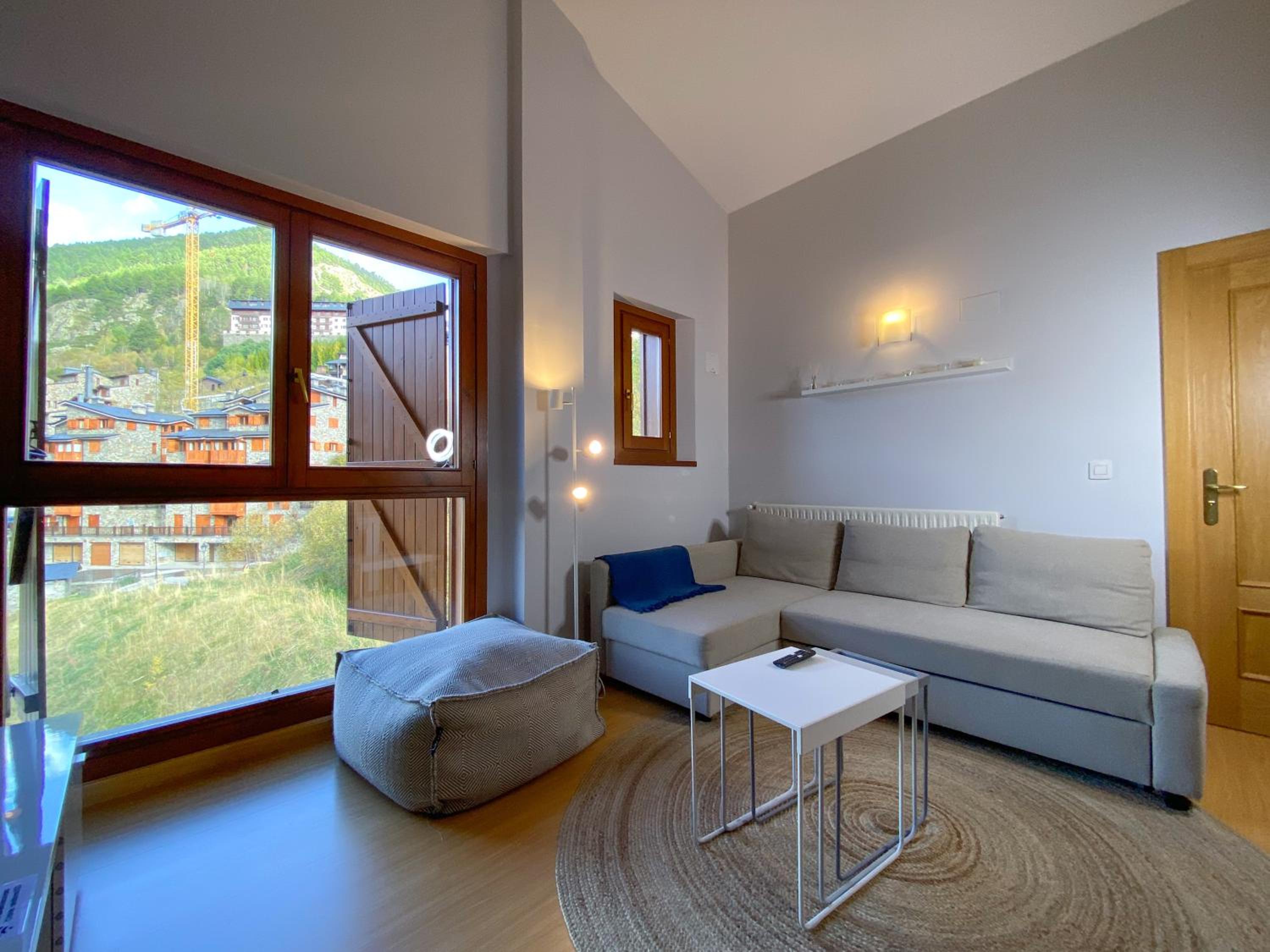 Ático De 3 Habitaciones Con Vistas Soldeu - Parking incluido l by BonesVacances