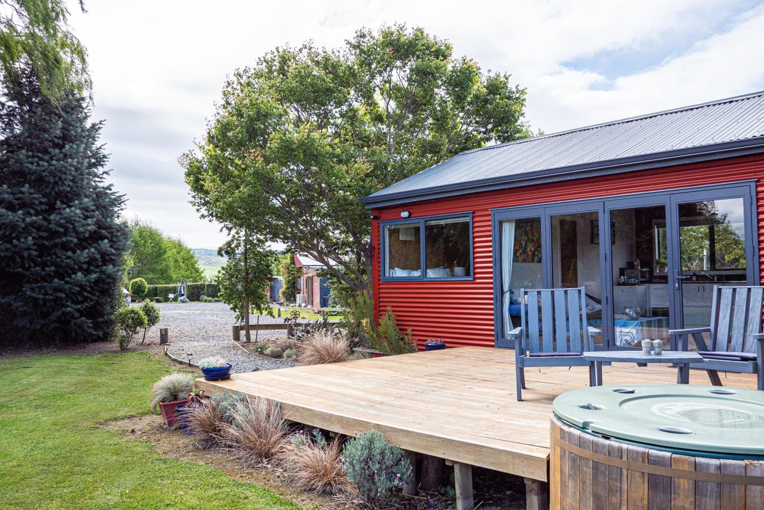 Honey Cottage in Ettrick view 5