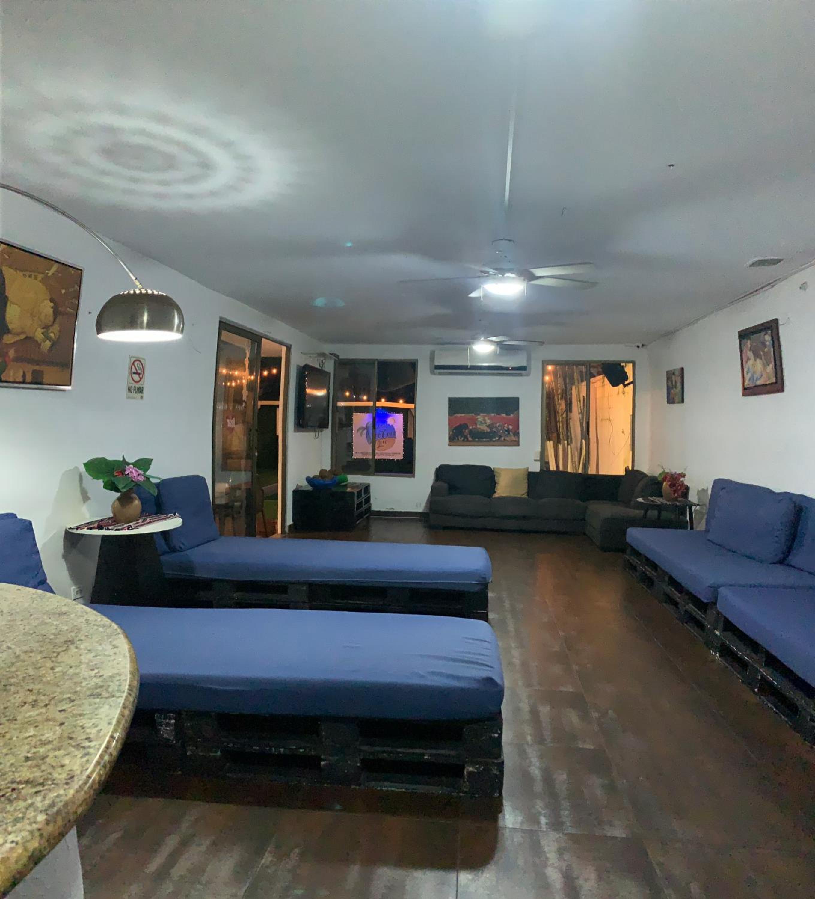 Hostal Loco Coco Loco view 4
