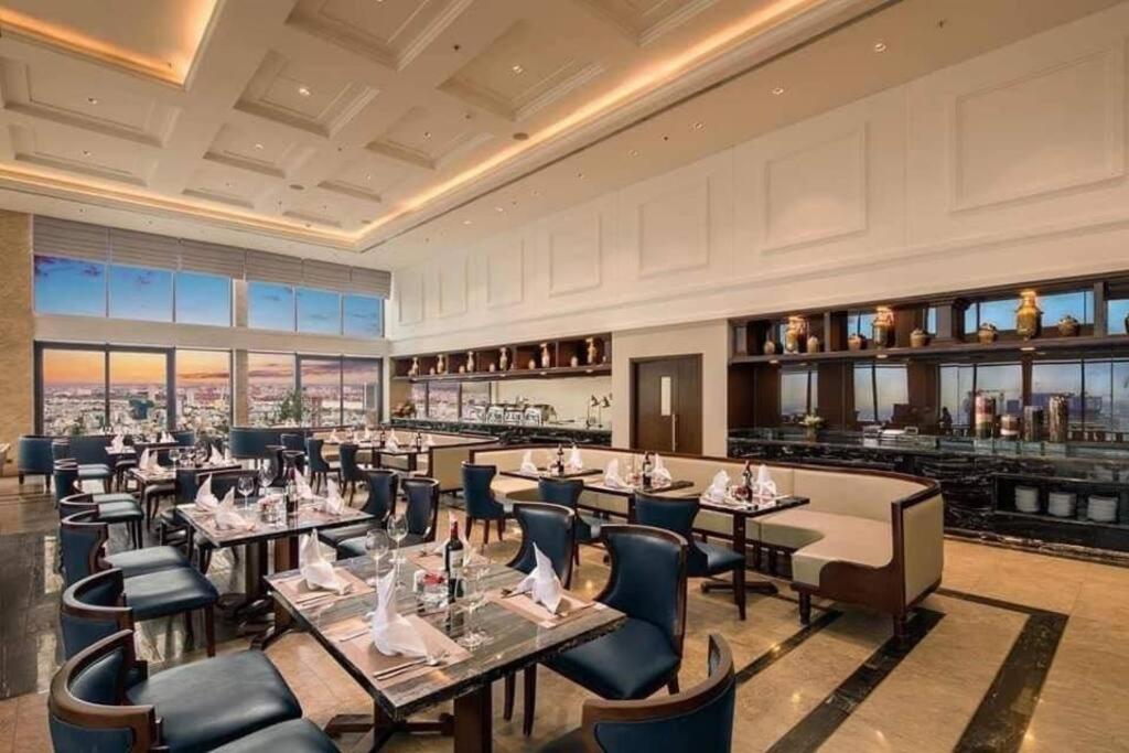 Altara Luxury Seaview in Four Point by Sheraton view 2