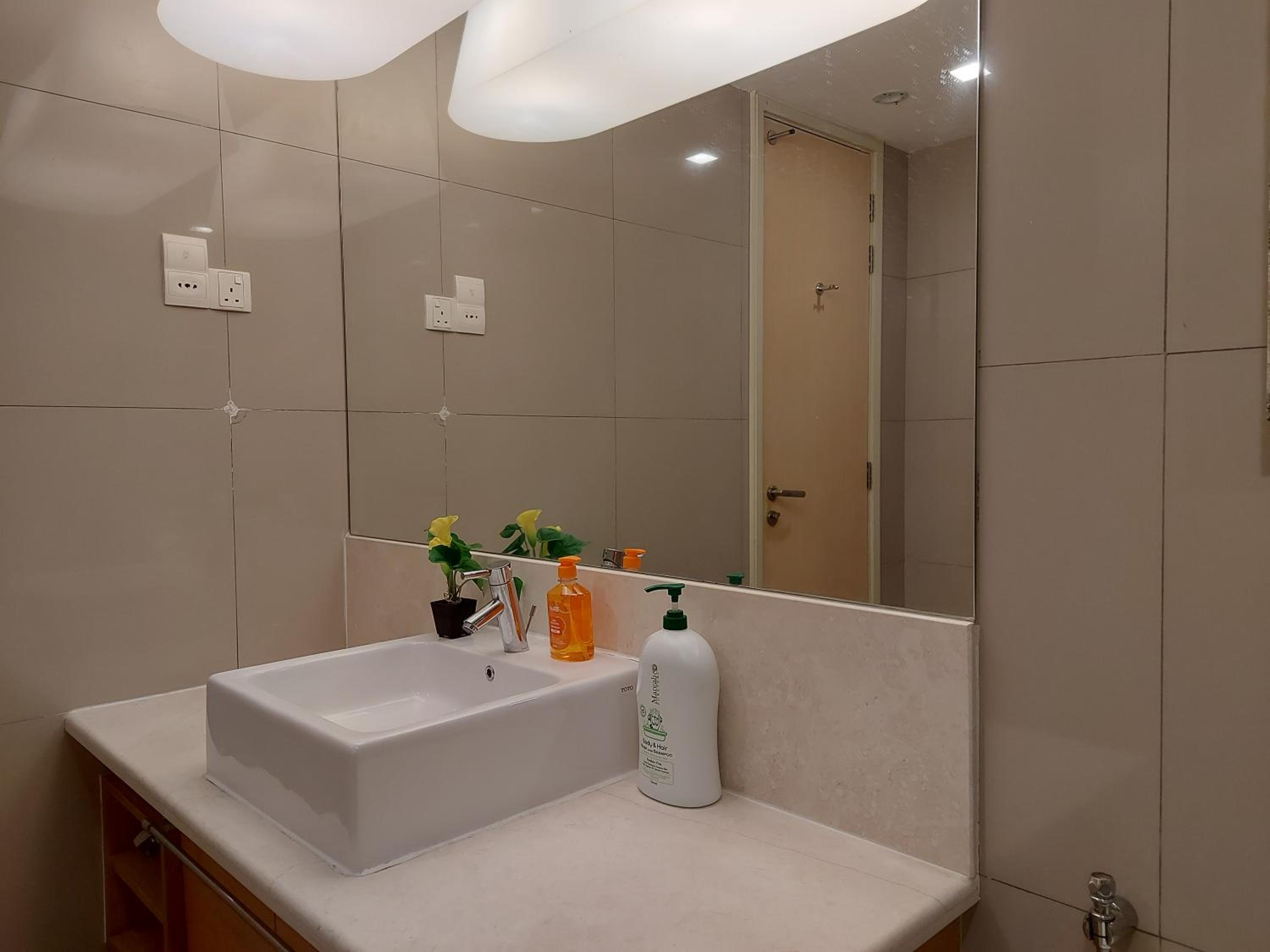 KLCC Suites 262 Bukit Bintang 4 Pax Free 1 Parking