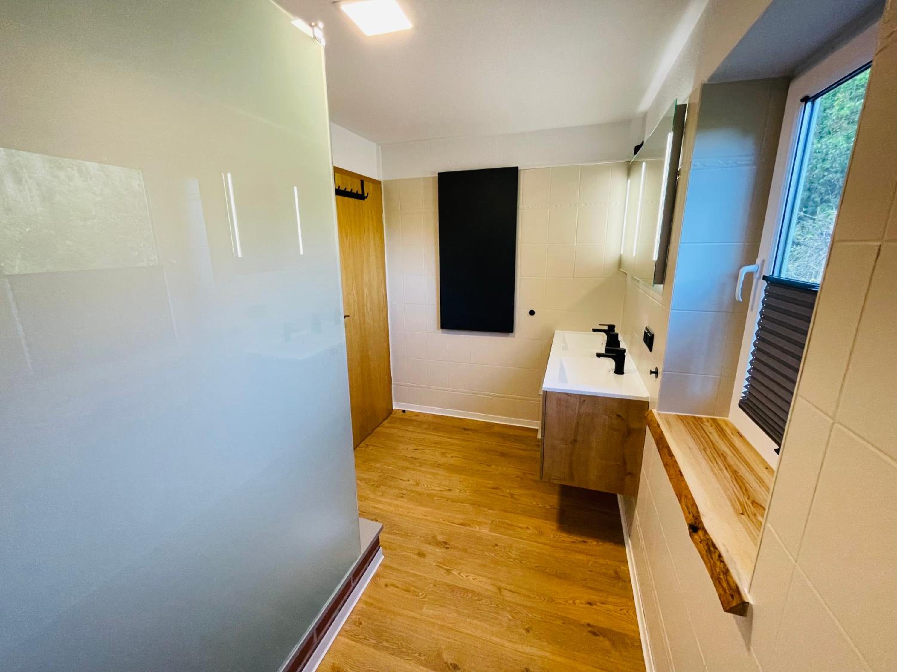 Große Wohnung am Bach