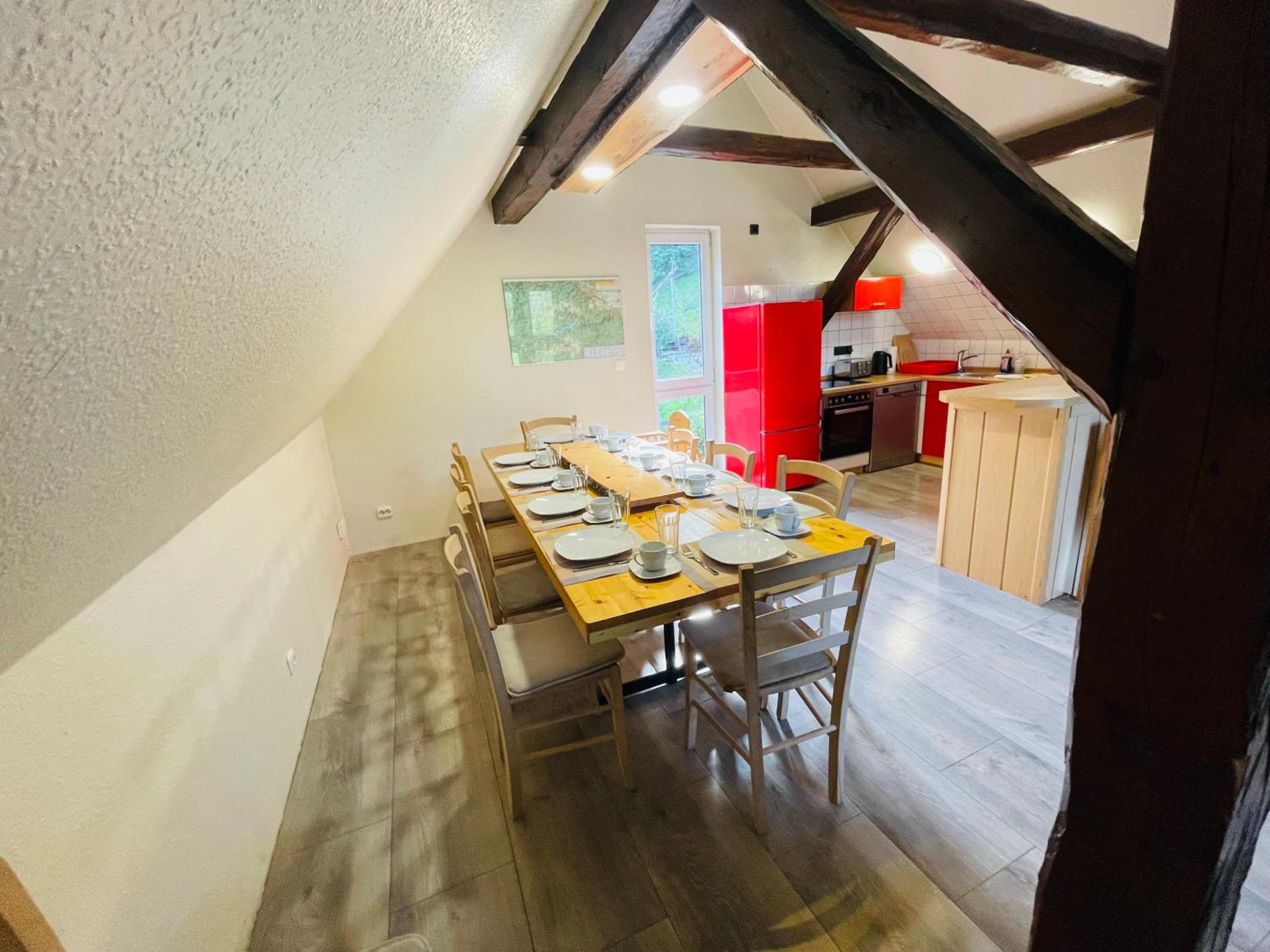 Große Wohnung am Bach