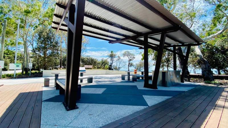 Beachmere Palms Motel