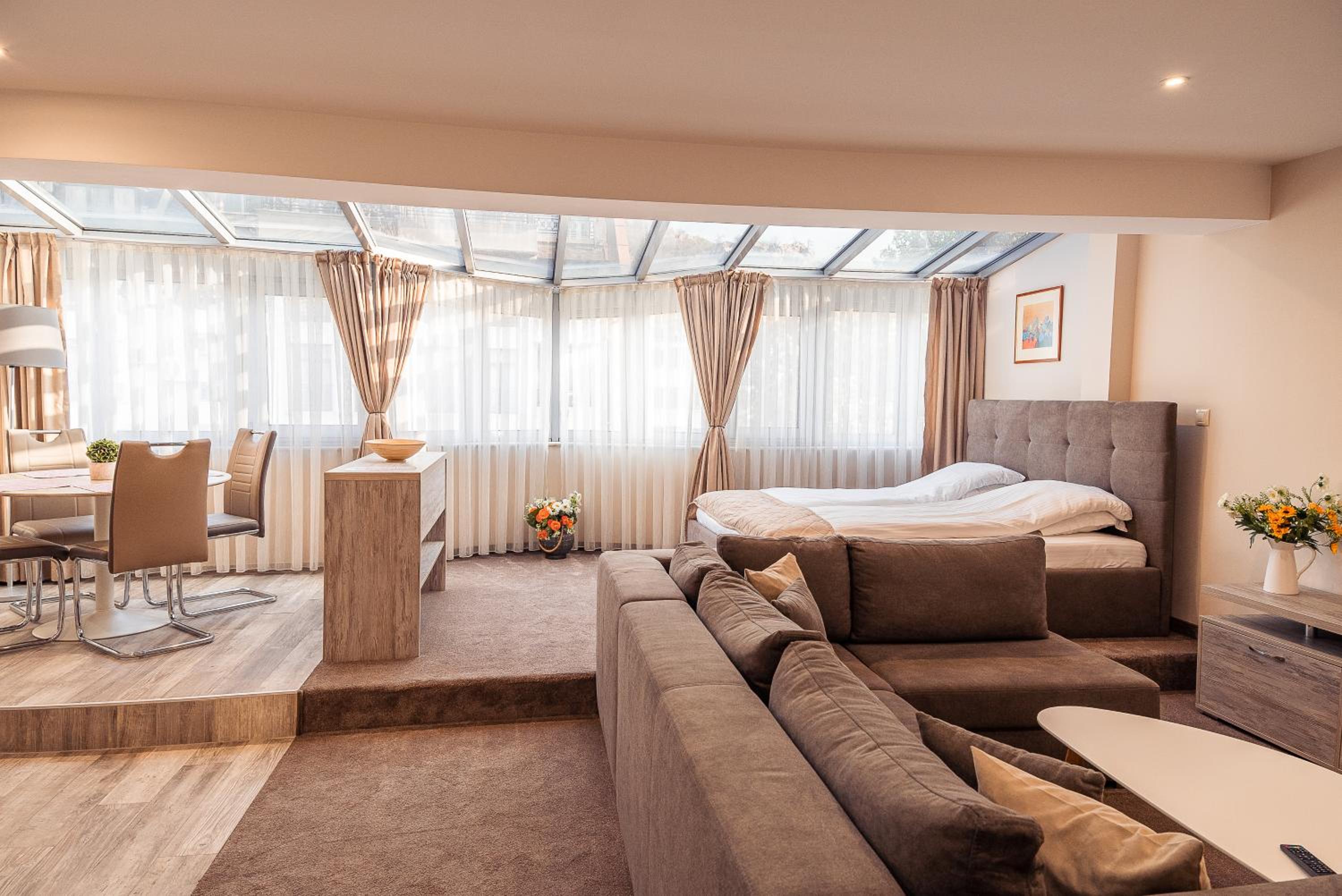 Cityscape Luxury Suites