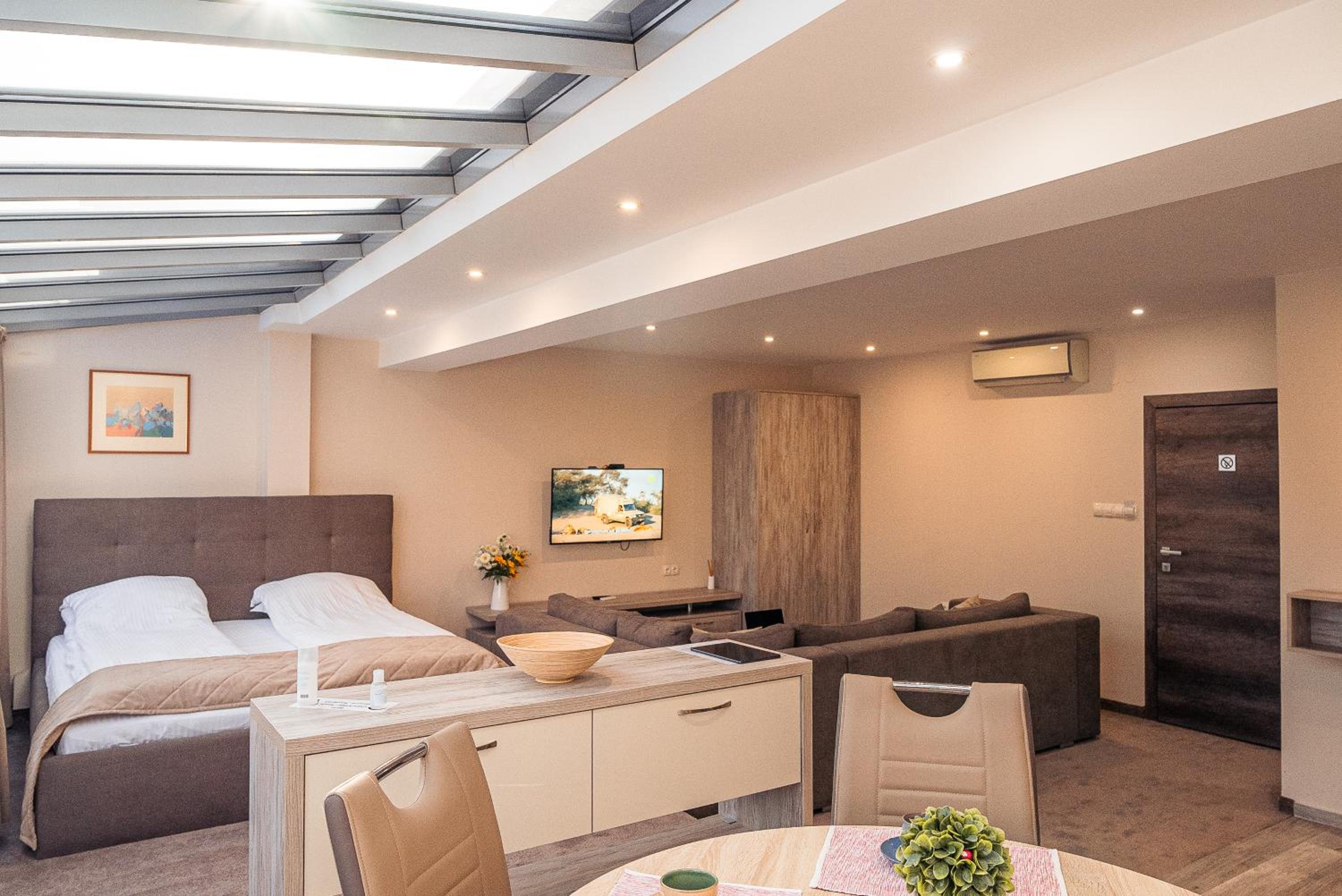 Cityscape Luxury Suites