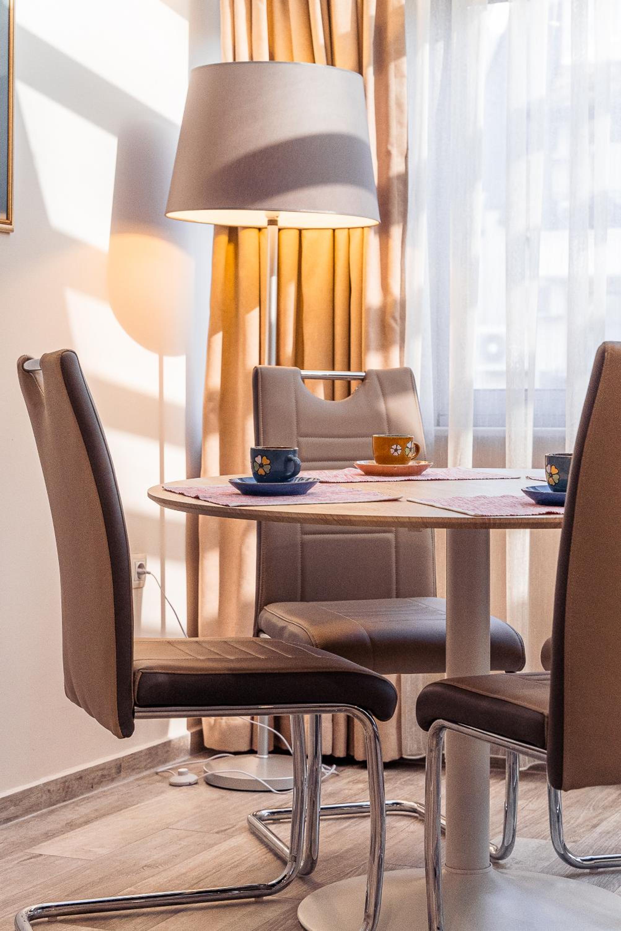 Cityscape Luxury Suites